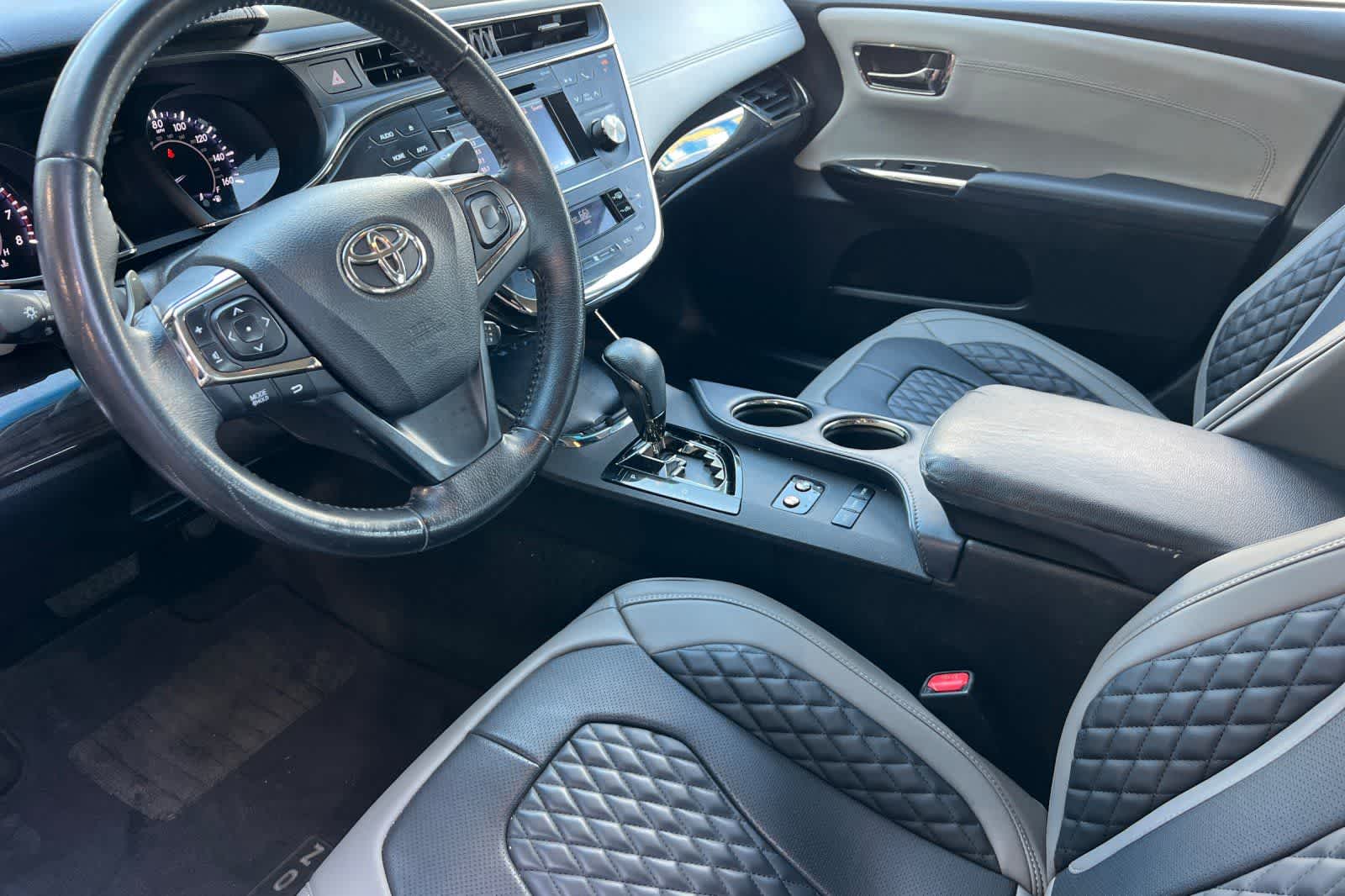 Thumbnail: 2015 Toyota Avalon - 14