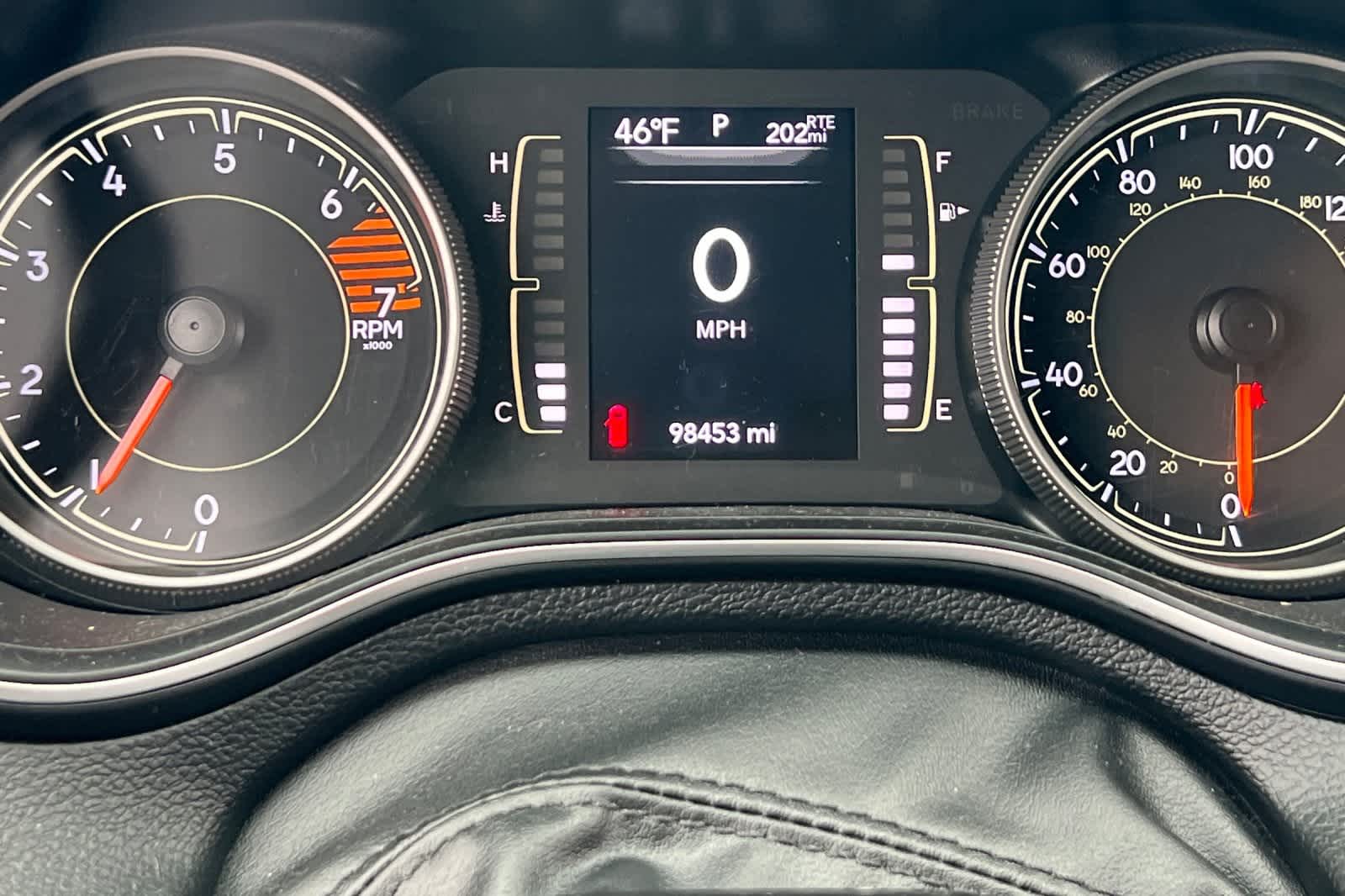 Thumbnail: 2019 Jeep Cherokee - 23