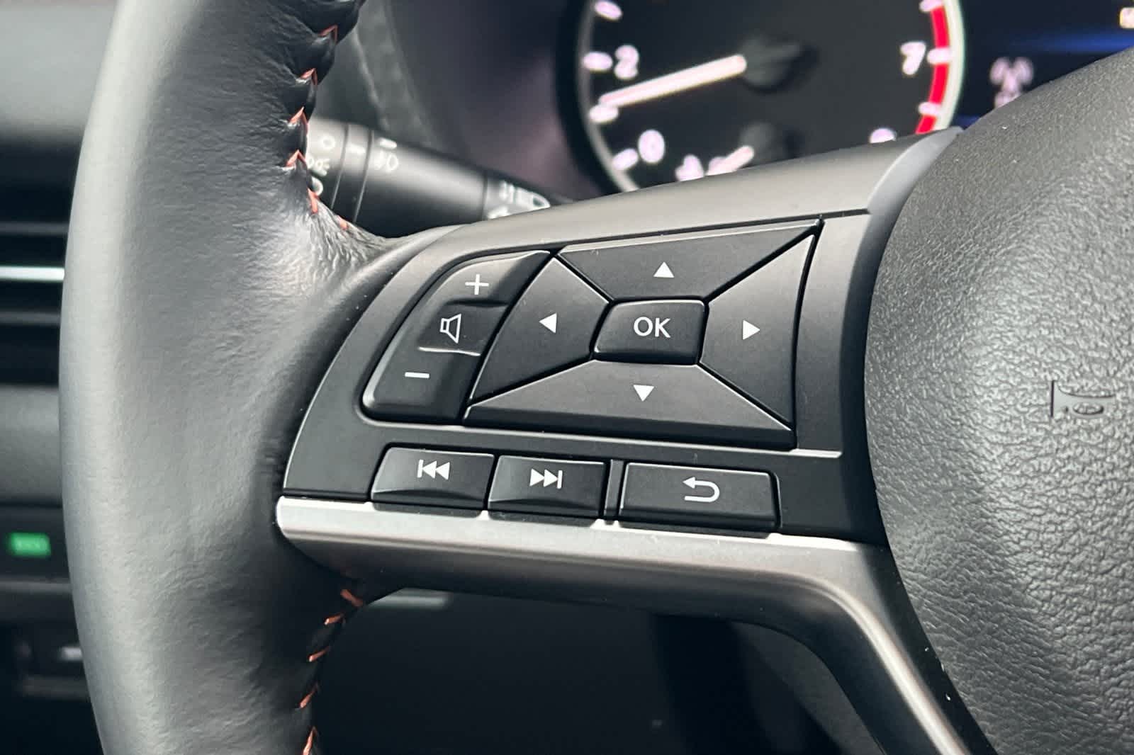 Thumbnail: 2023 Nissan Sentra - 28