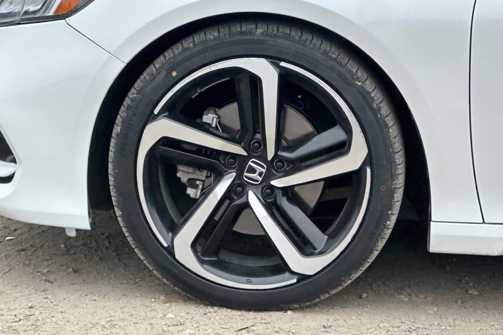 Thumbnail: 2020 Honda Accord - 19