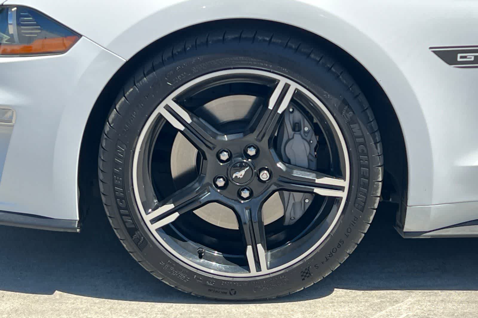 Thumbnail: 2019 Ford Mustang - 12