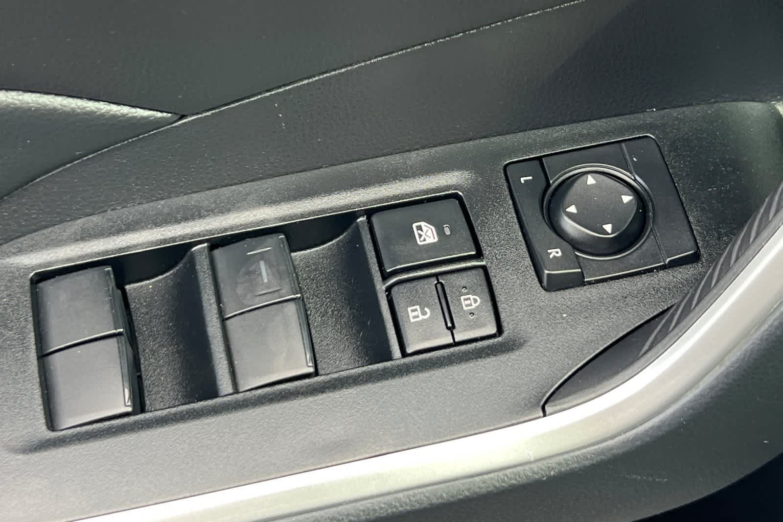 Thumbnail: 2025 Toyota RAV4 - 14