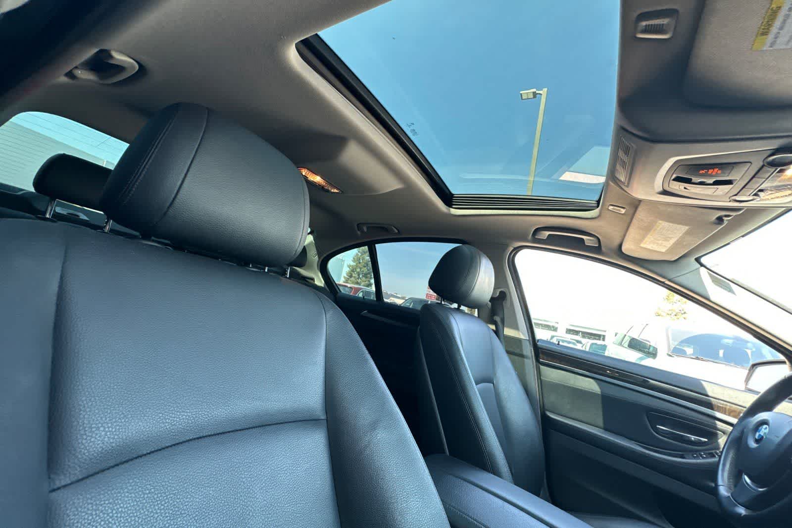 Thumbnail: 2015 BMW 5 Series - 18