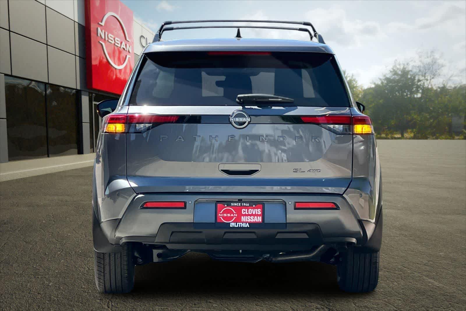 Thumbnail: 2026 Nissan Pathfinder - 8
