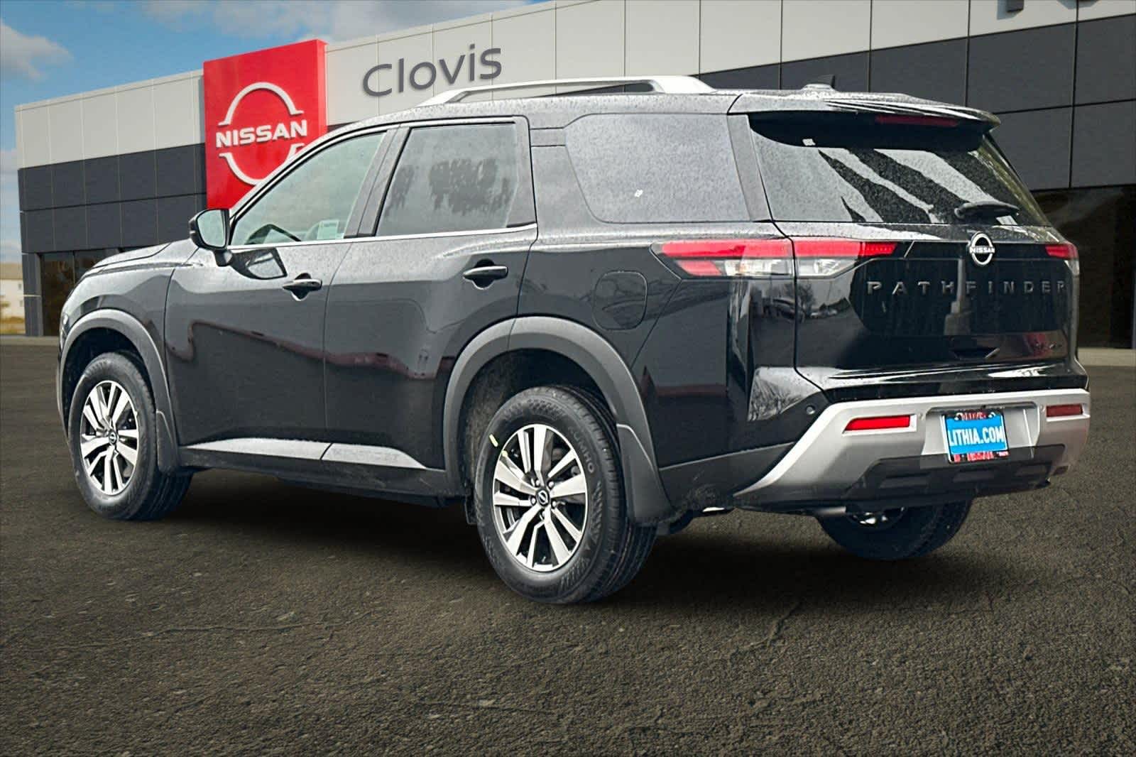 Thumbnail: 2025 Nissan Pathfinder - 7