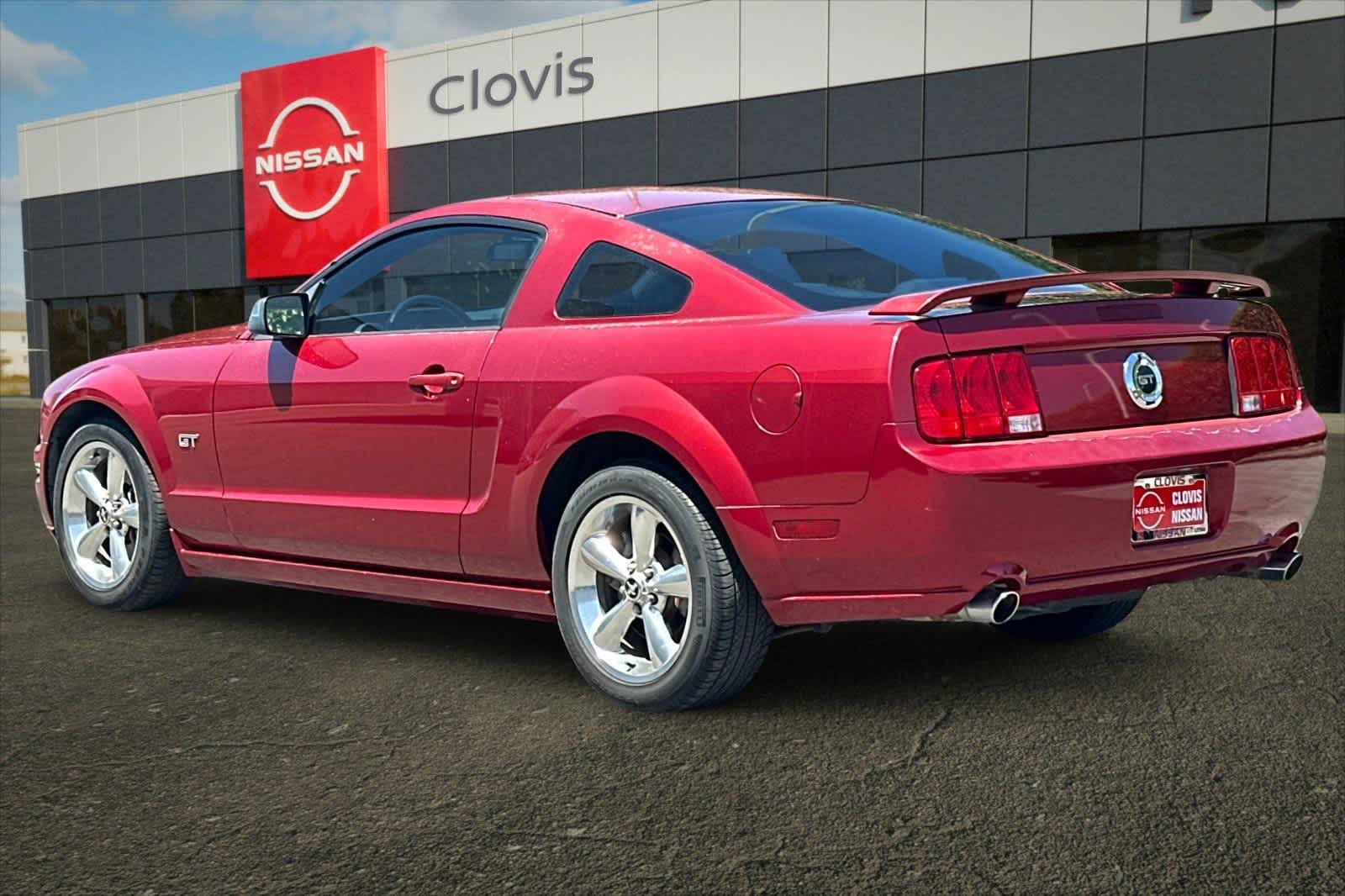 2006 Ford Mustang  7