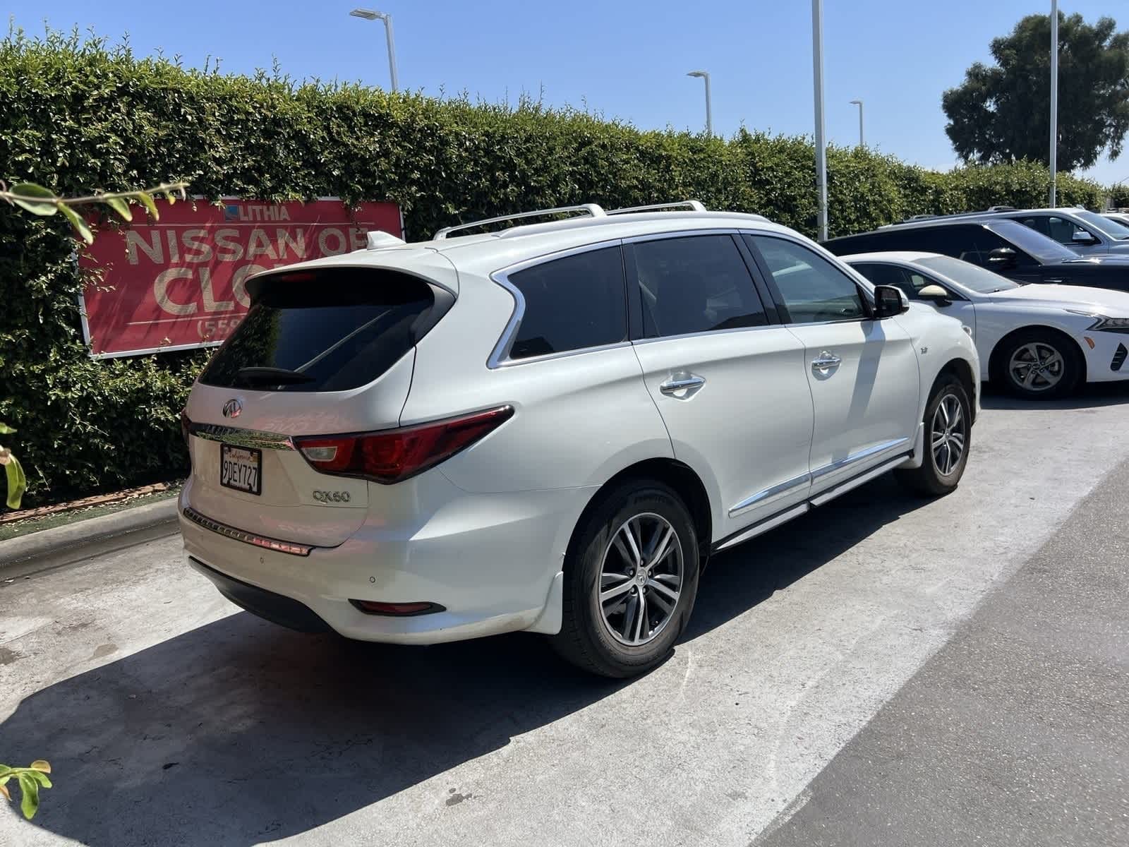 2017 INFINITI QX60  6
