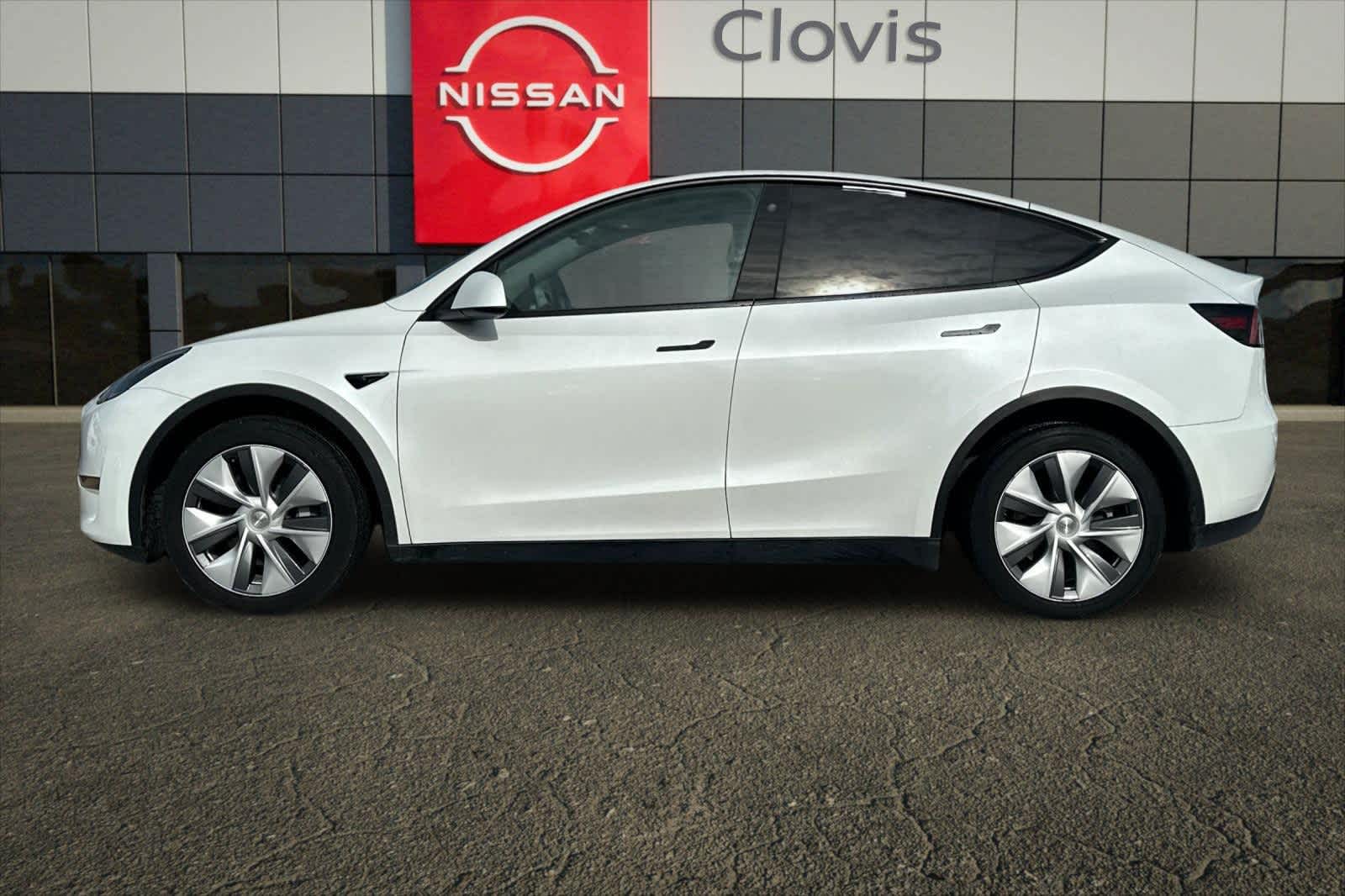 Thumbnail: 2023 Tesla Model Y - 6