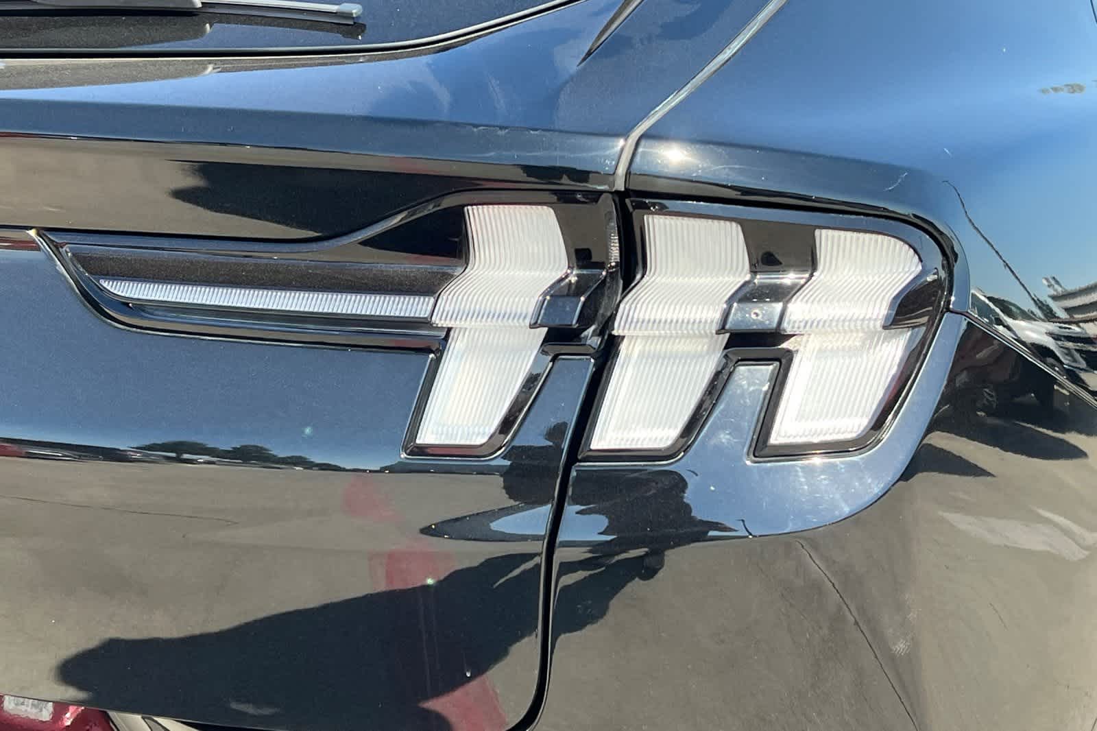 Thumbnail: 2021 Ford Mustang Mach-E - 15