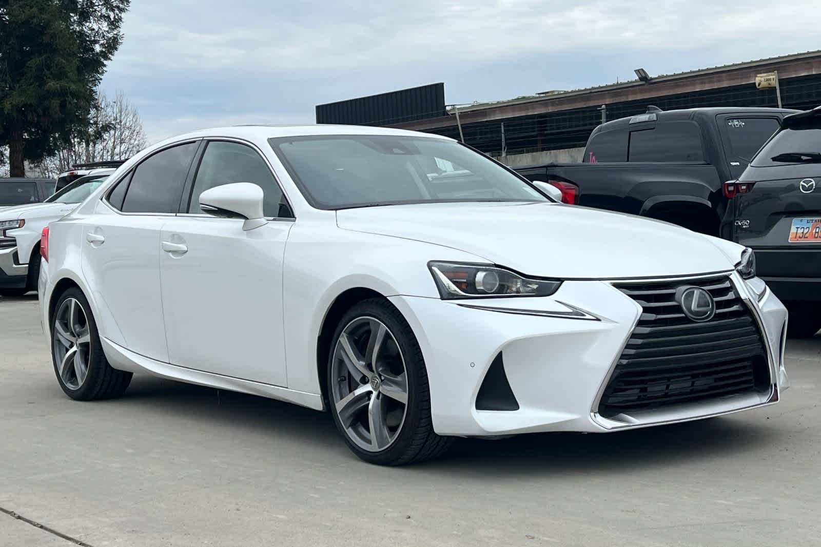 Thumbnail: 2017 Lexus IS - 10