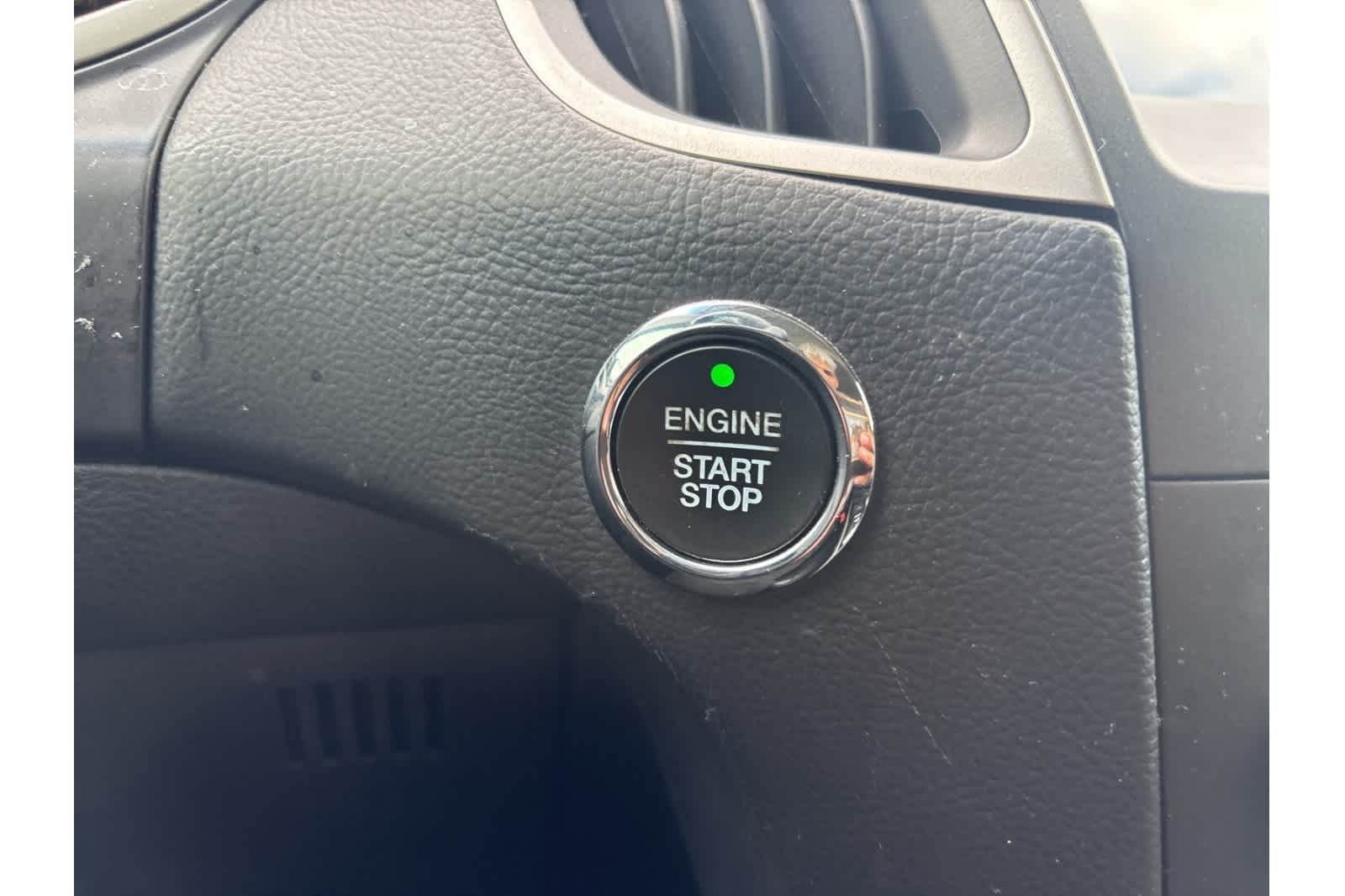 Thumbnail: 2020 Ford Edge - 22