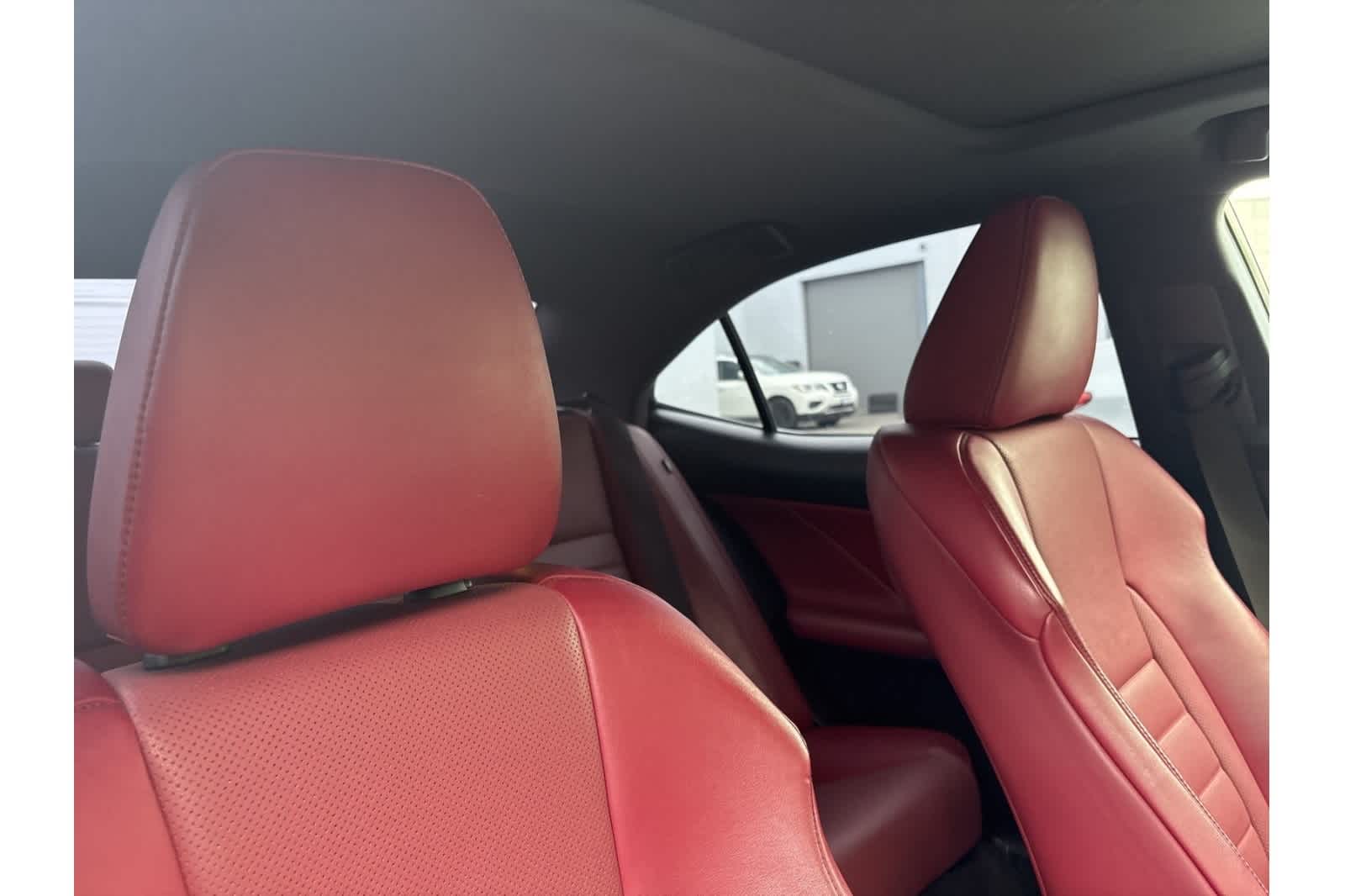 Thumbnail: 2019 Lexus IS - 15