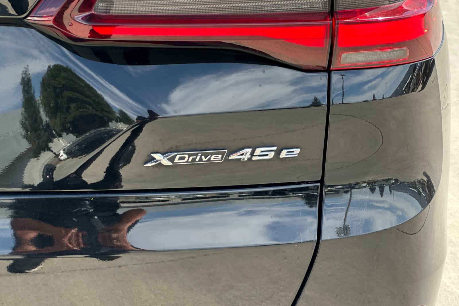 Thumbnail: 2023 BMW X5 - 13