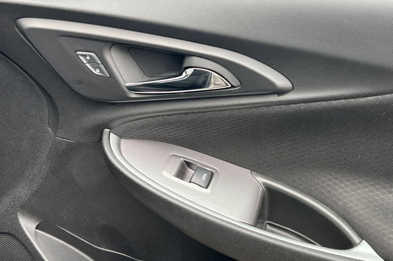 Thumbnail: 2024 Chevrolet Malibu - 20