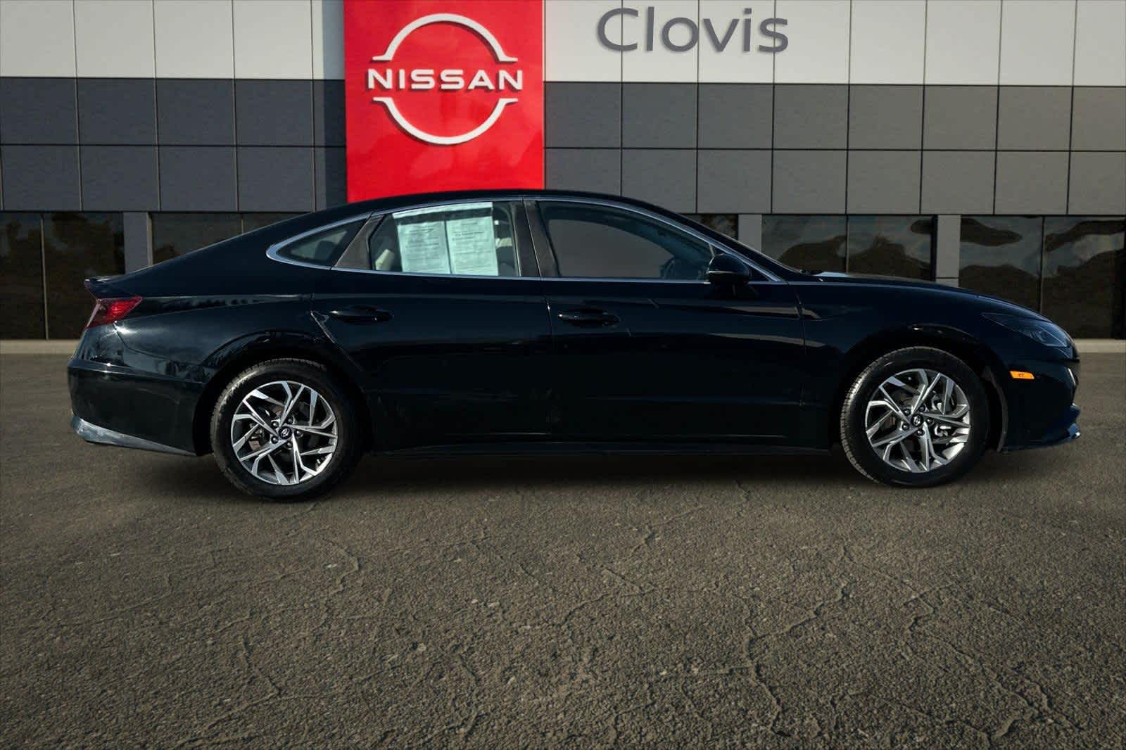 Thumbnail: 2023 Hyundai Sonata - 9