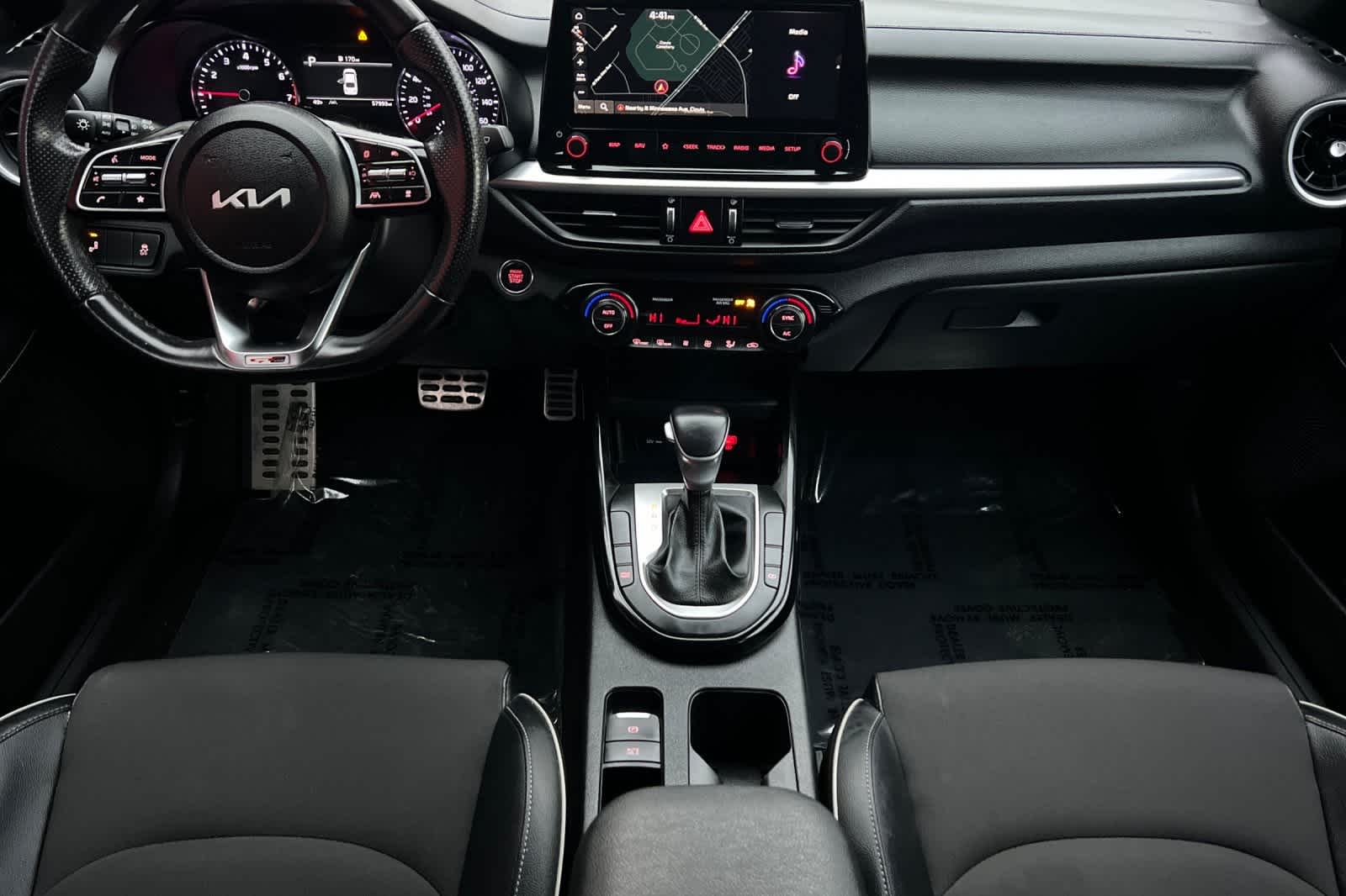 Thumbnail: 2023 Kia Forte - 4