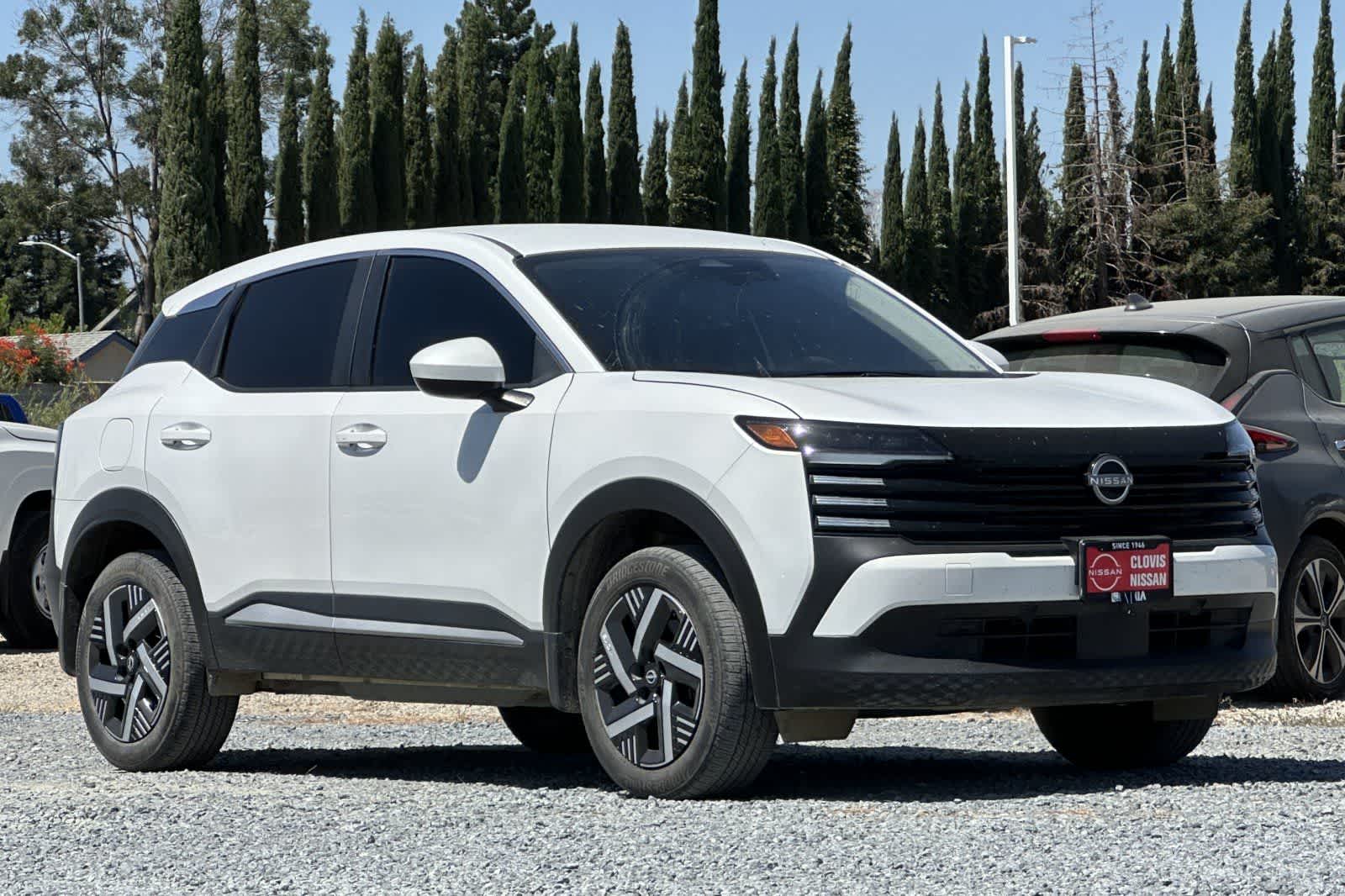 Thumbnail: 2025 Nissan Kicks - 10