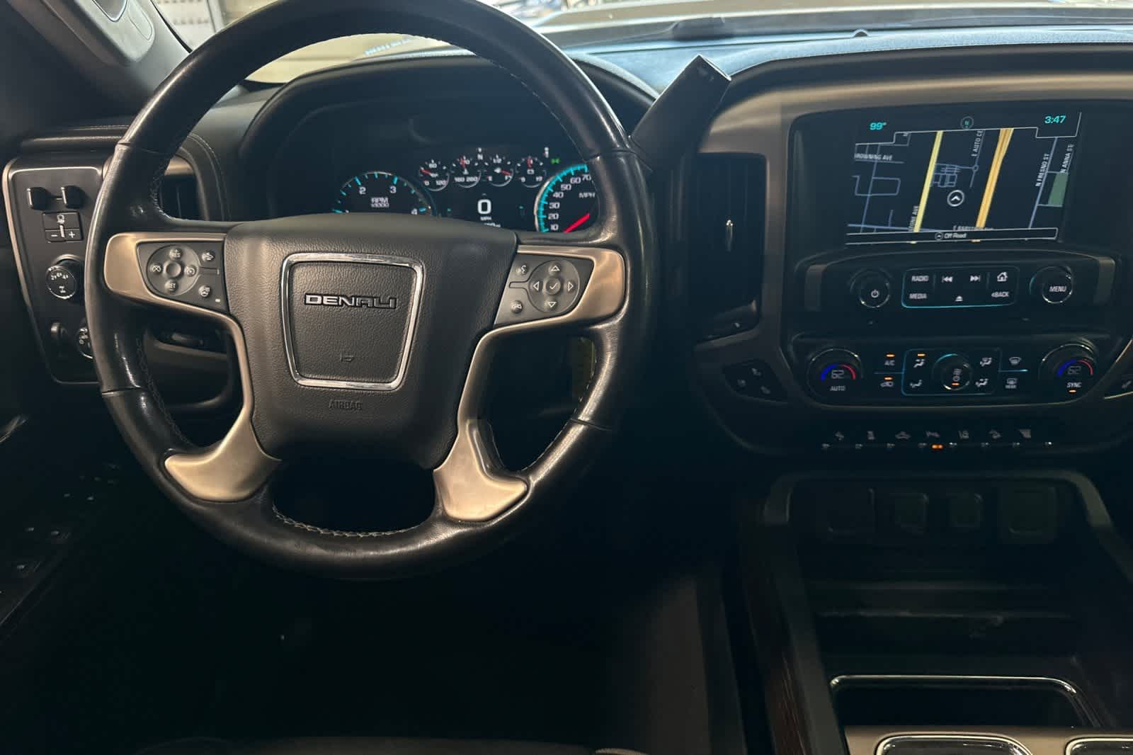 Thumbnail: 2019 GMC Sierra 3500 - 17