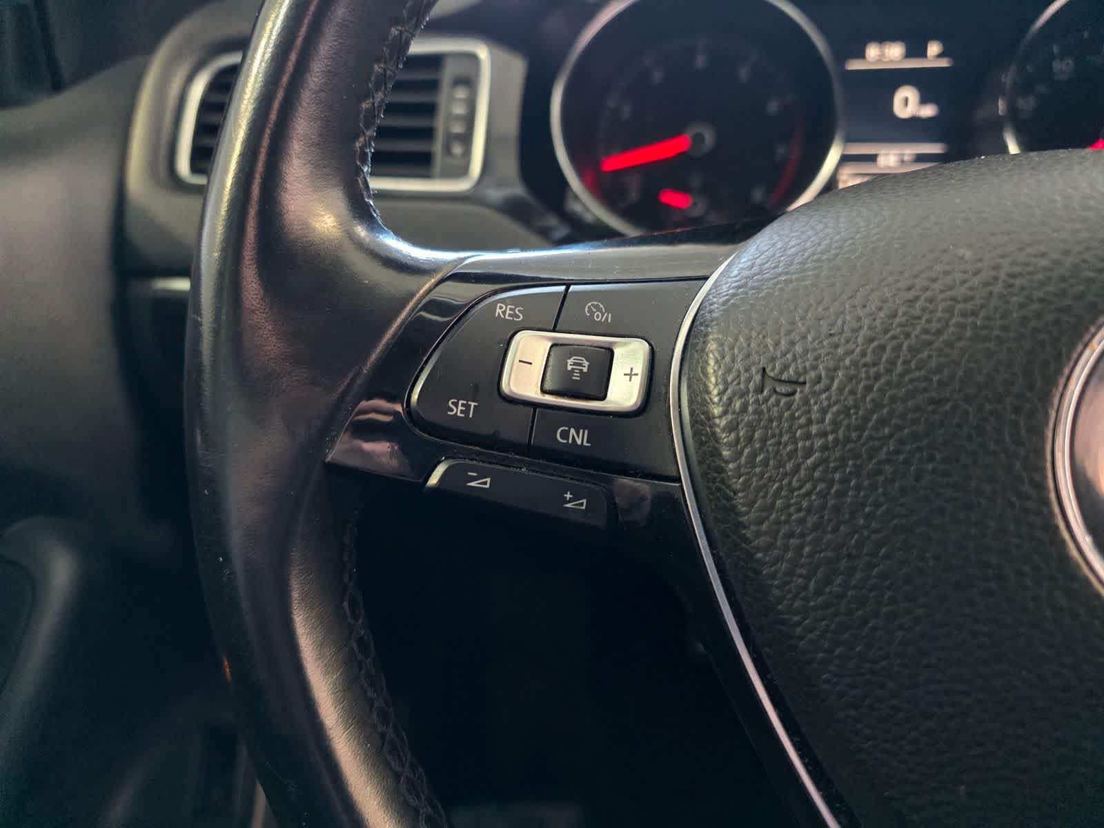 Thumbnail: 2016 Volkswagen Jetta - 26