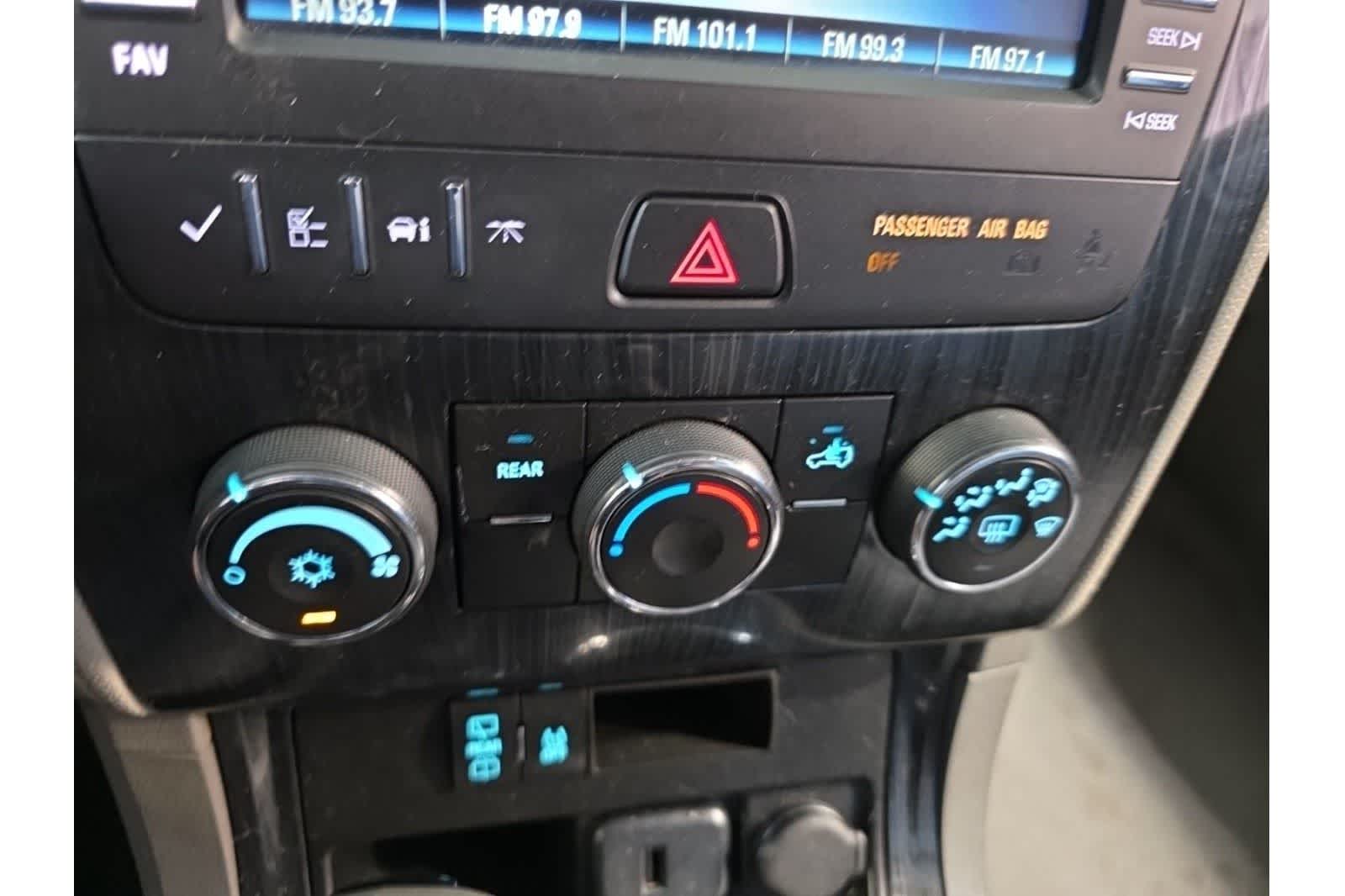 Thumbnail: 2016 Chevrolet Traverse - 23