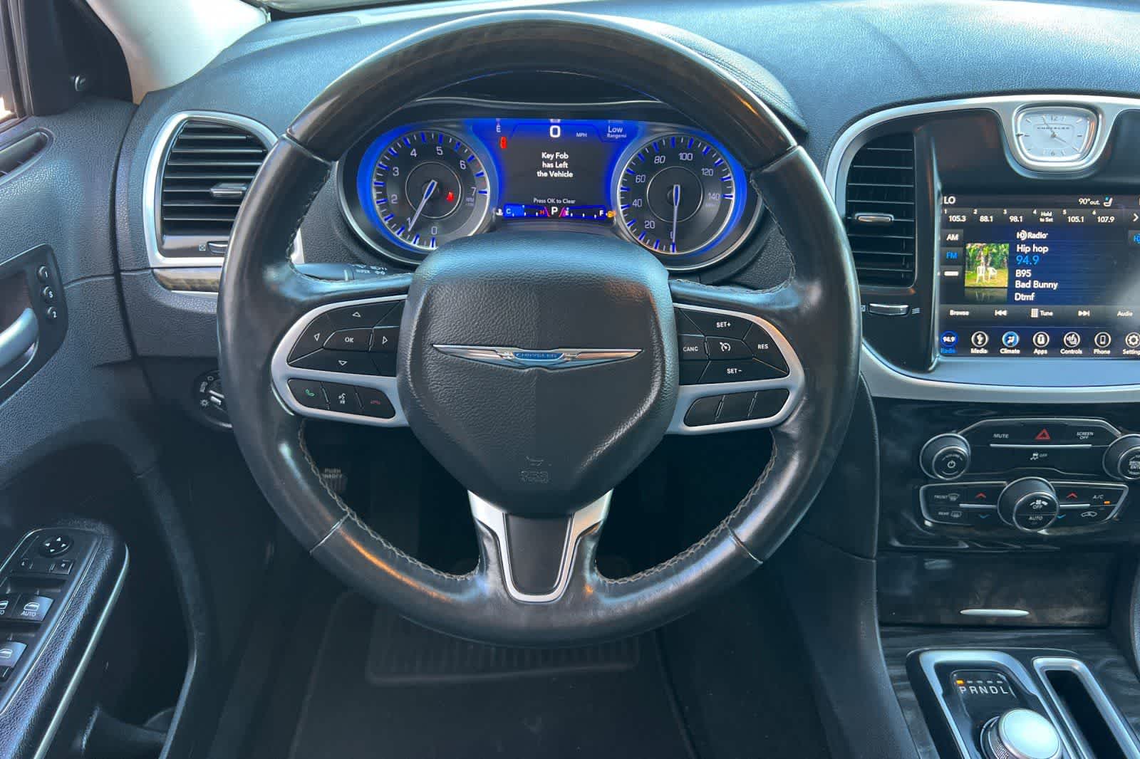 Thumbnail: 2019 Chrysler 300 - 16