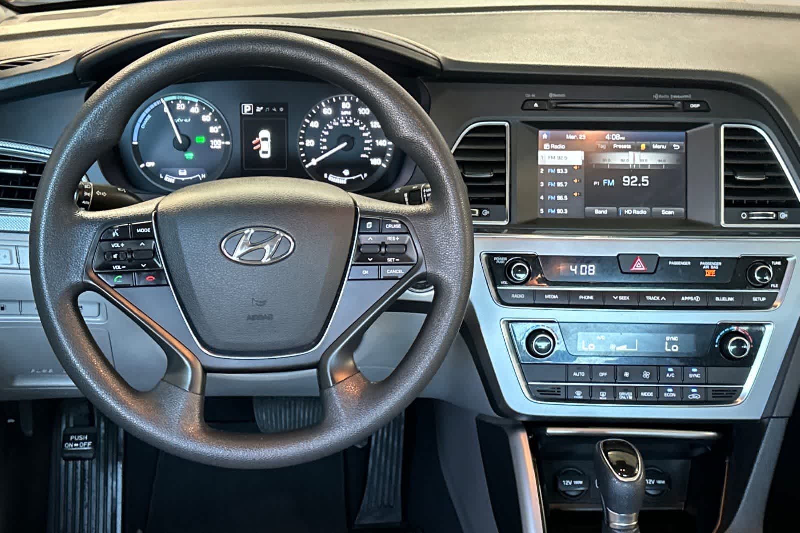 Thumbnail: 2017 Hyundai Sonata - 15