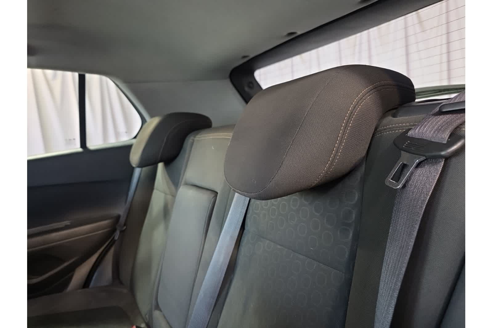 Thumbnail: 2018 Chevrolet Trax - 15