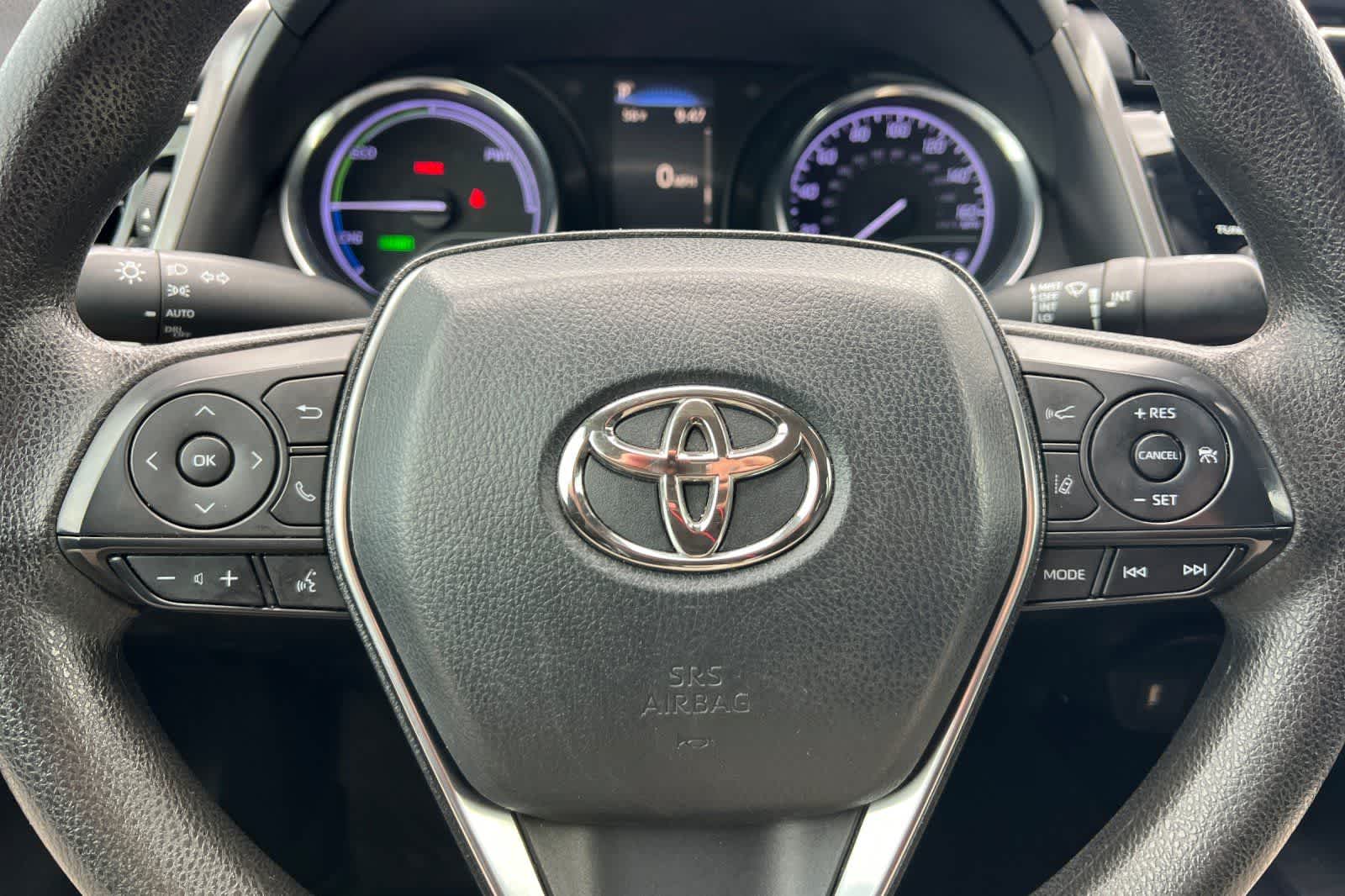 Thumbnail: 2020 Toyota Camry - 24