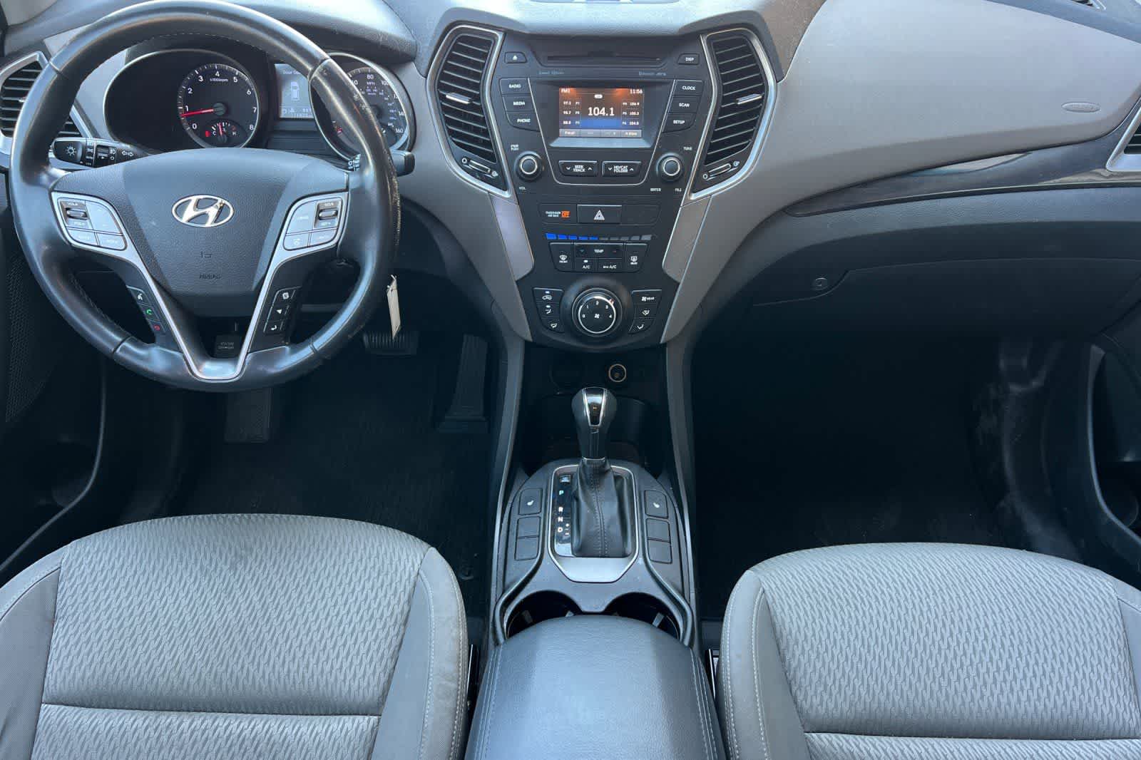 Thumbnail: 2014 Hyundai Santa Fe - 4