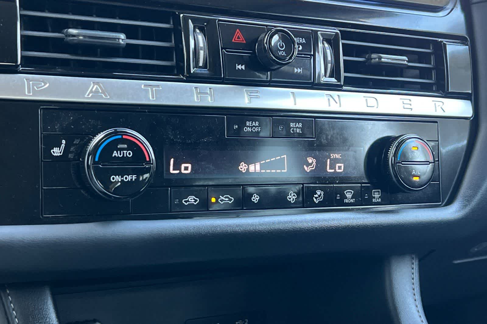 Thumbnail: 2026 Nissan Pathfinder - 25