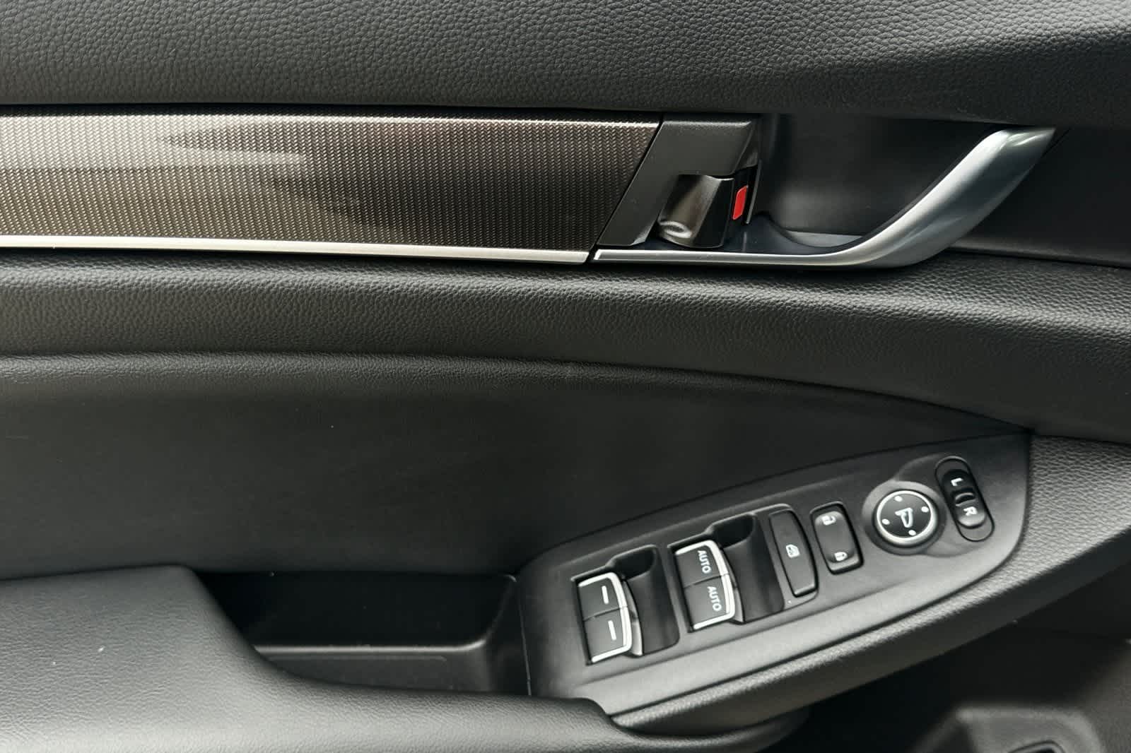 Thumbnail: 2021 Honda Accord - 13