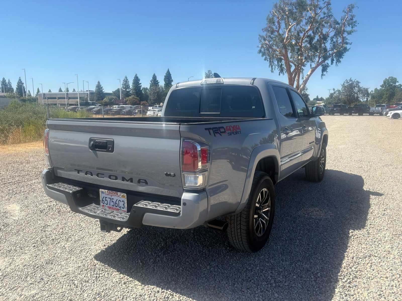 Thumbnail: 2021 Toyota Tacoma - 6