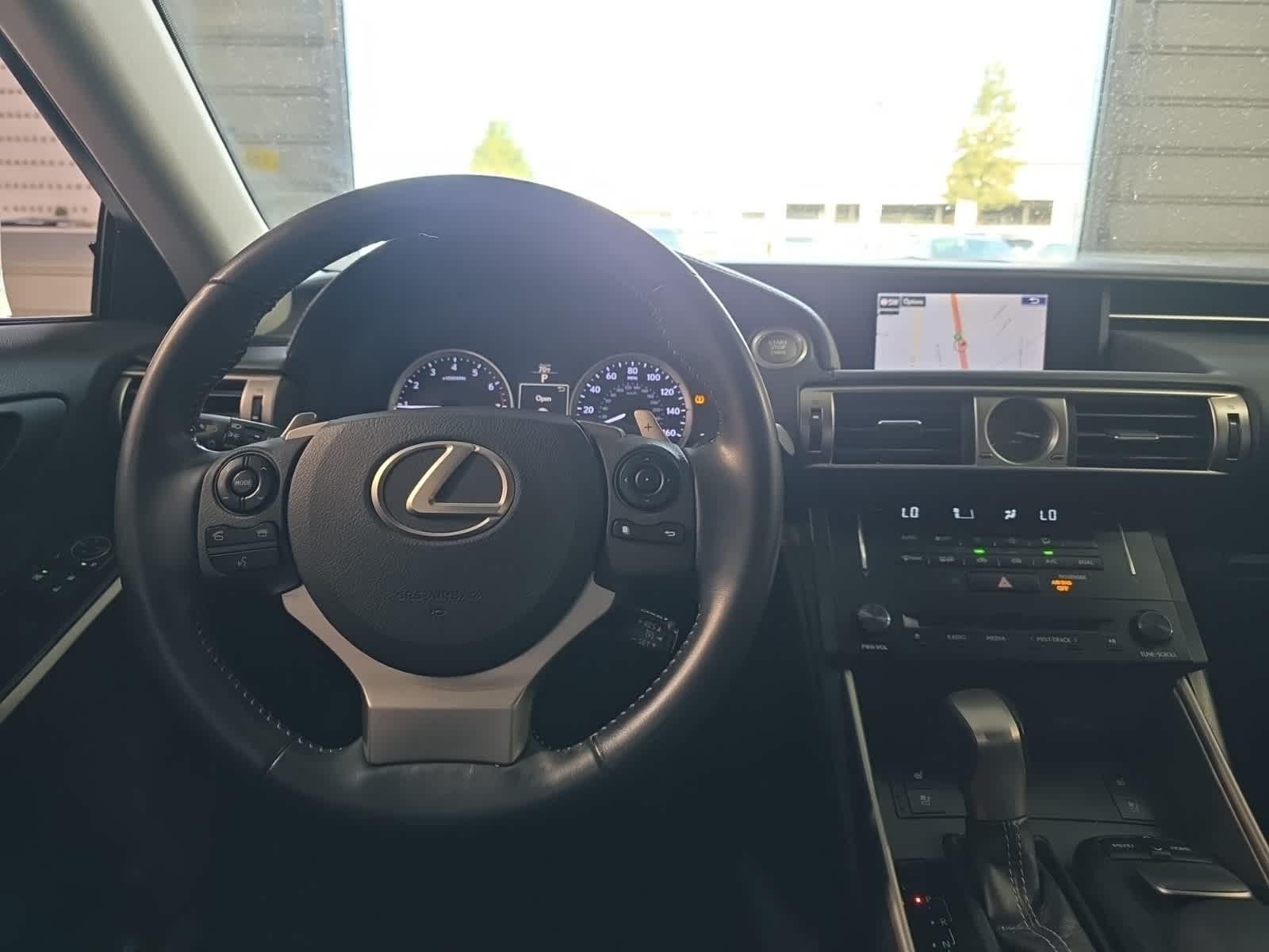 Thumbnail: 2014 Lexus IS - 13