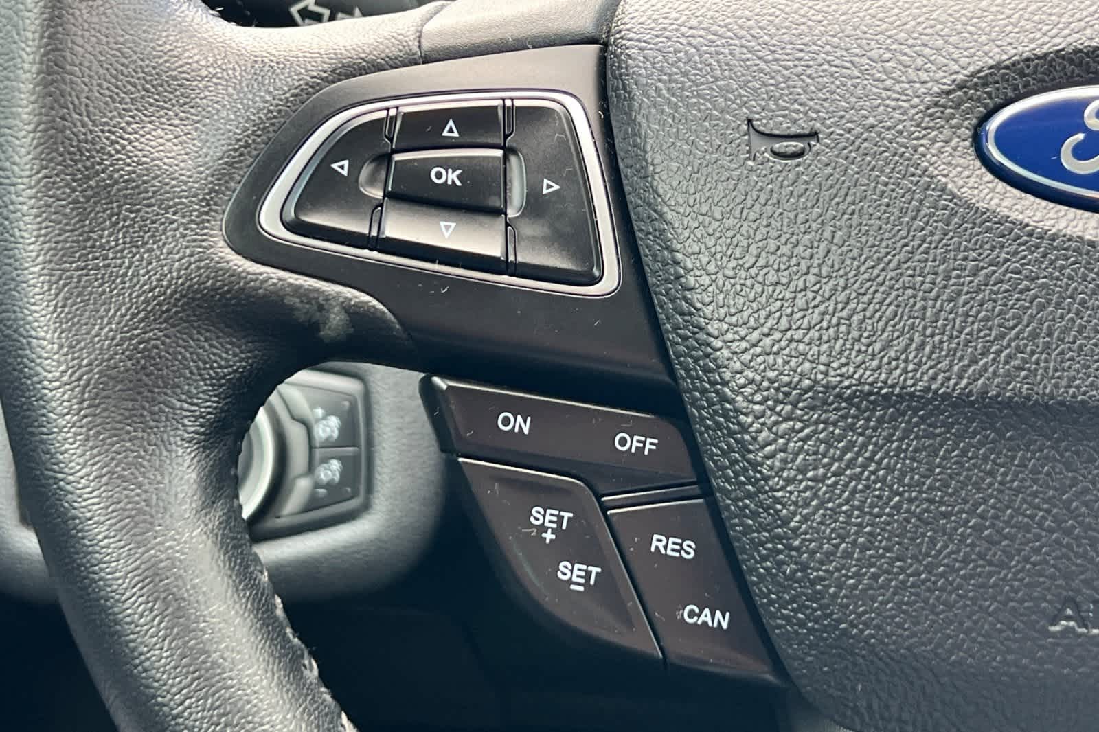 Thumbnail: 2019 Ford Escape - 31