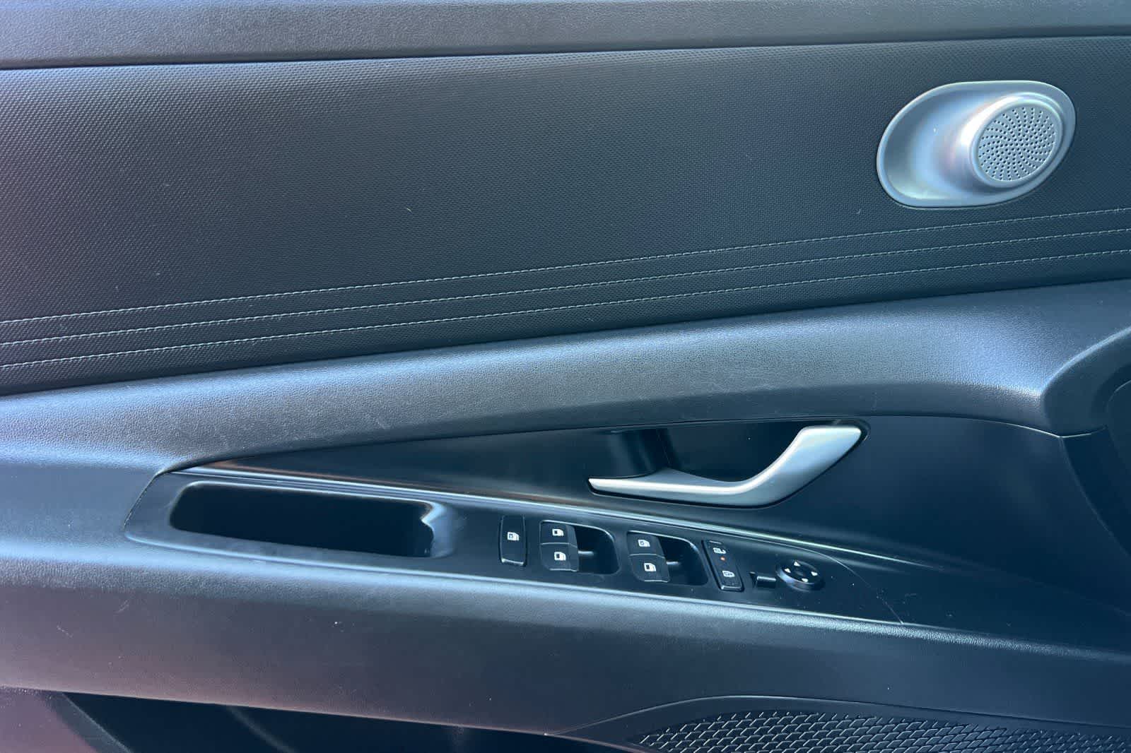 Thumbnail: 2024 Hyundai Elantra - 13