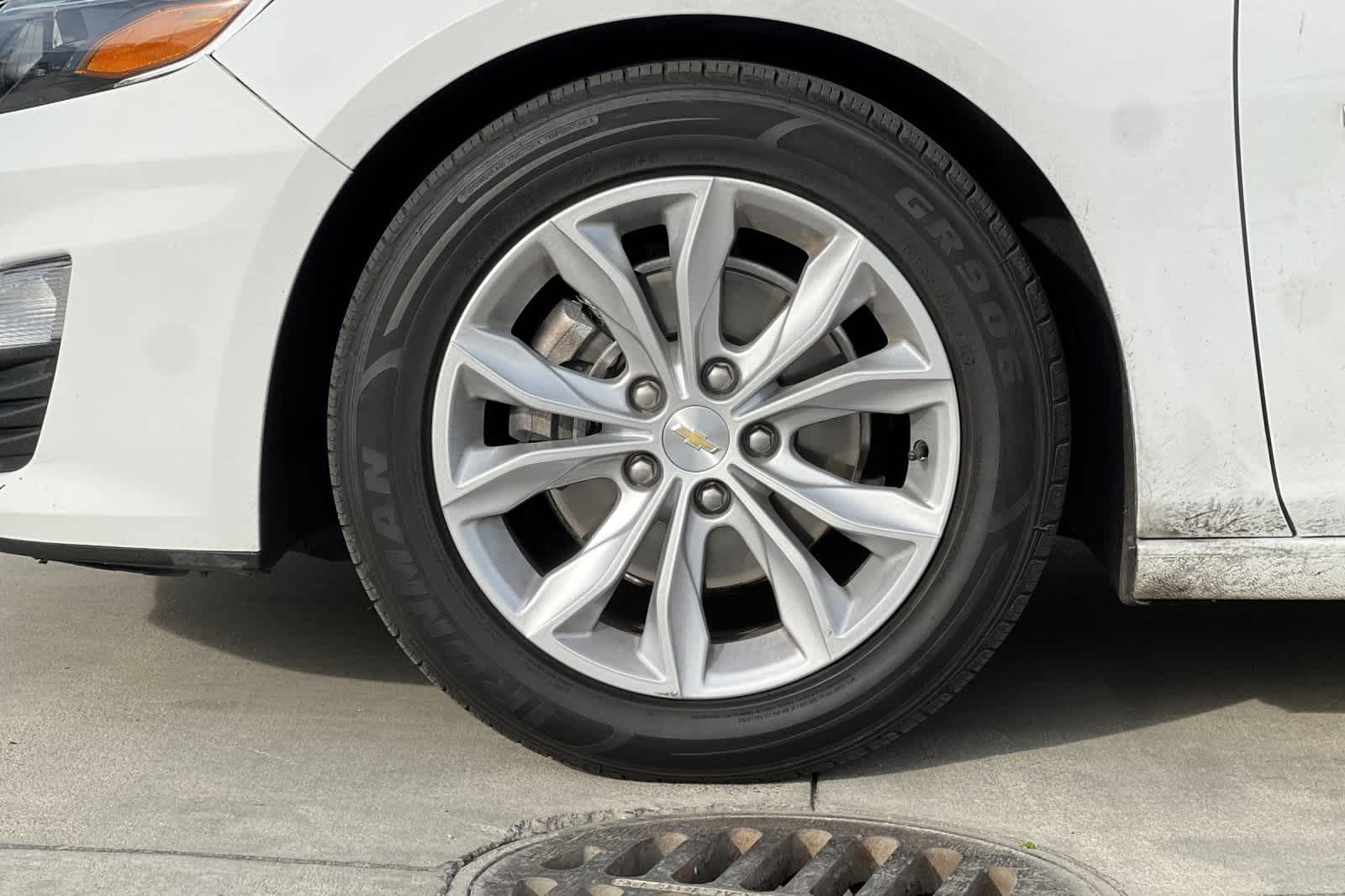 Thumbnail: 2022 Chevrolet Malibu - 27