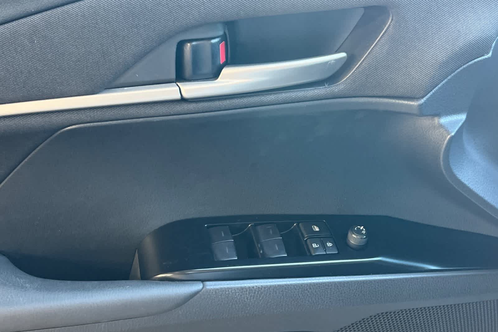 Thumbnail: 2025 Toyota Camry - 13