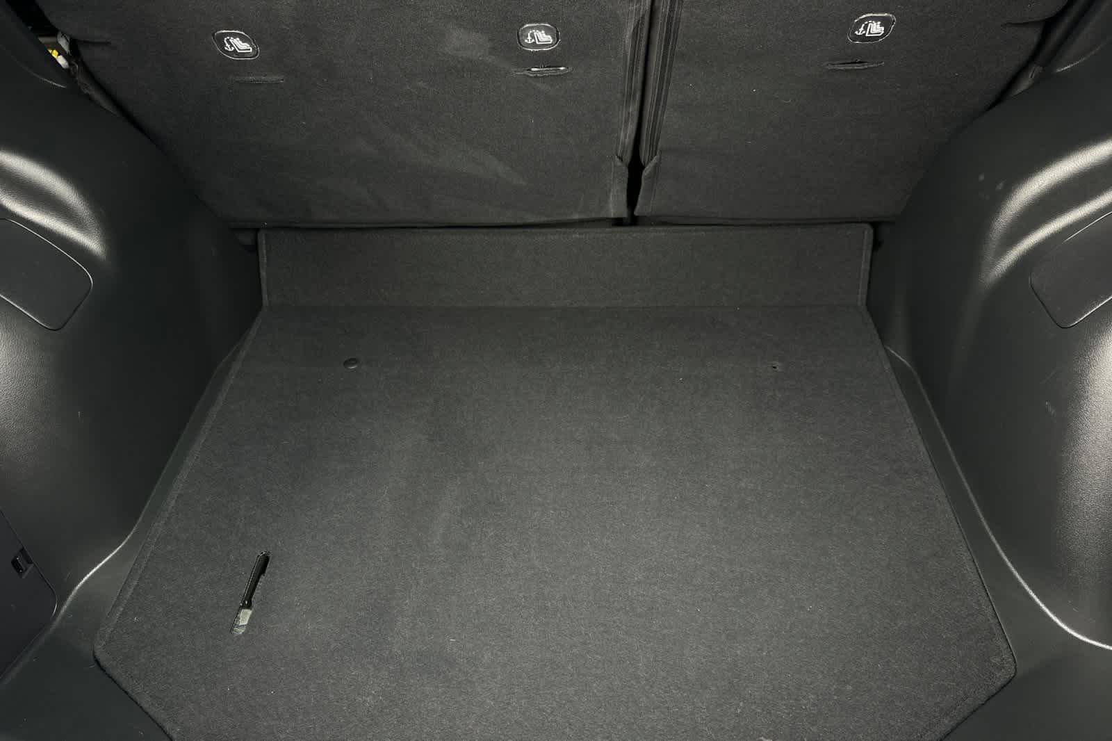 Thumbnail: 2024 Nissan Leaf - 18