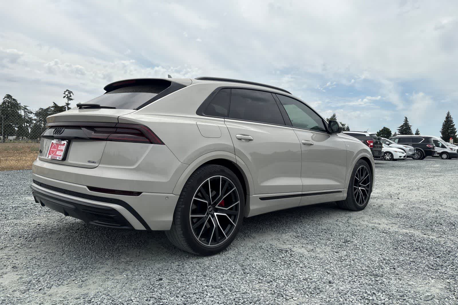 Thumbnail: 2023 Audi Q8 - 3