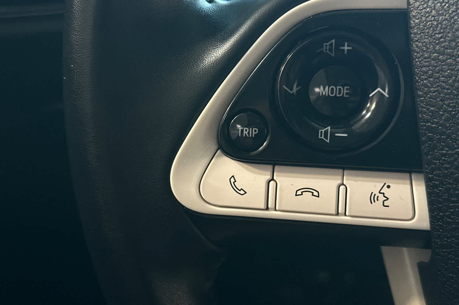 Thumbnail: 2019 Toyota Prius Prime - 30