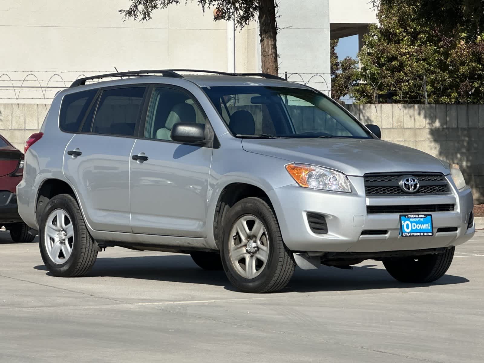 Thumbnail: 2011 Toyota RAV4 - 8