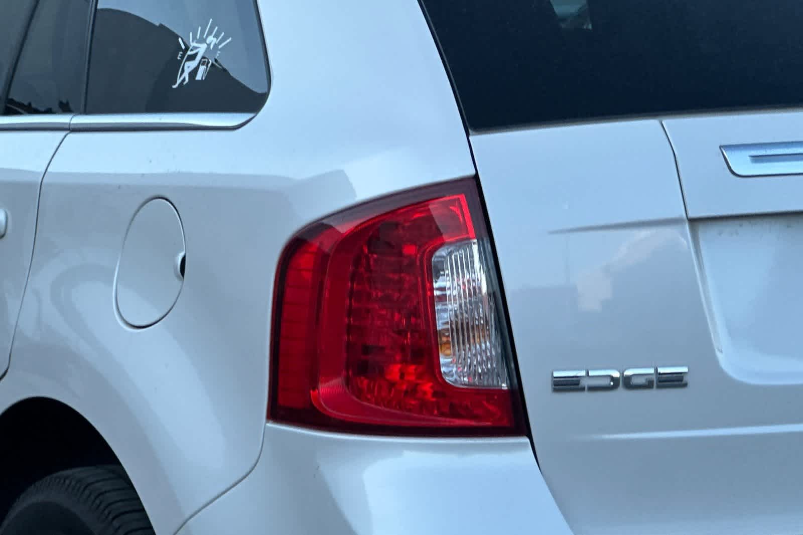 Thumbnail: 2014 Ford Edge - 13