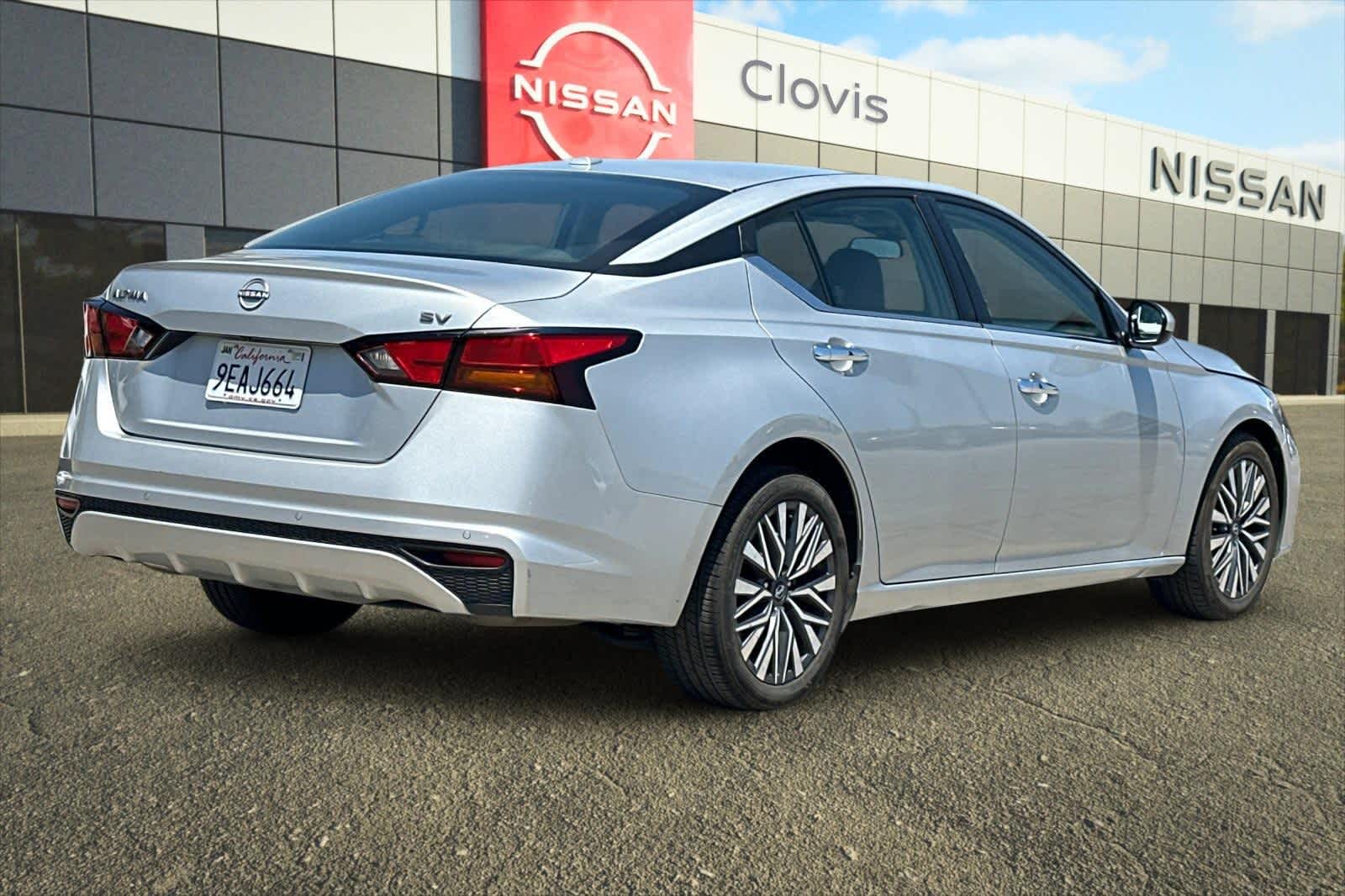 Thumbnail: 2023 Nissan Altima - 3