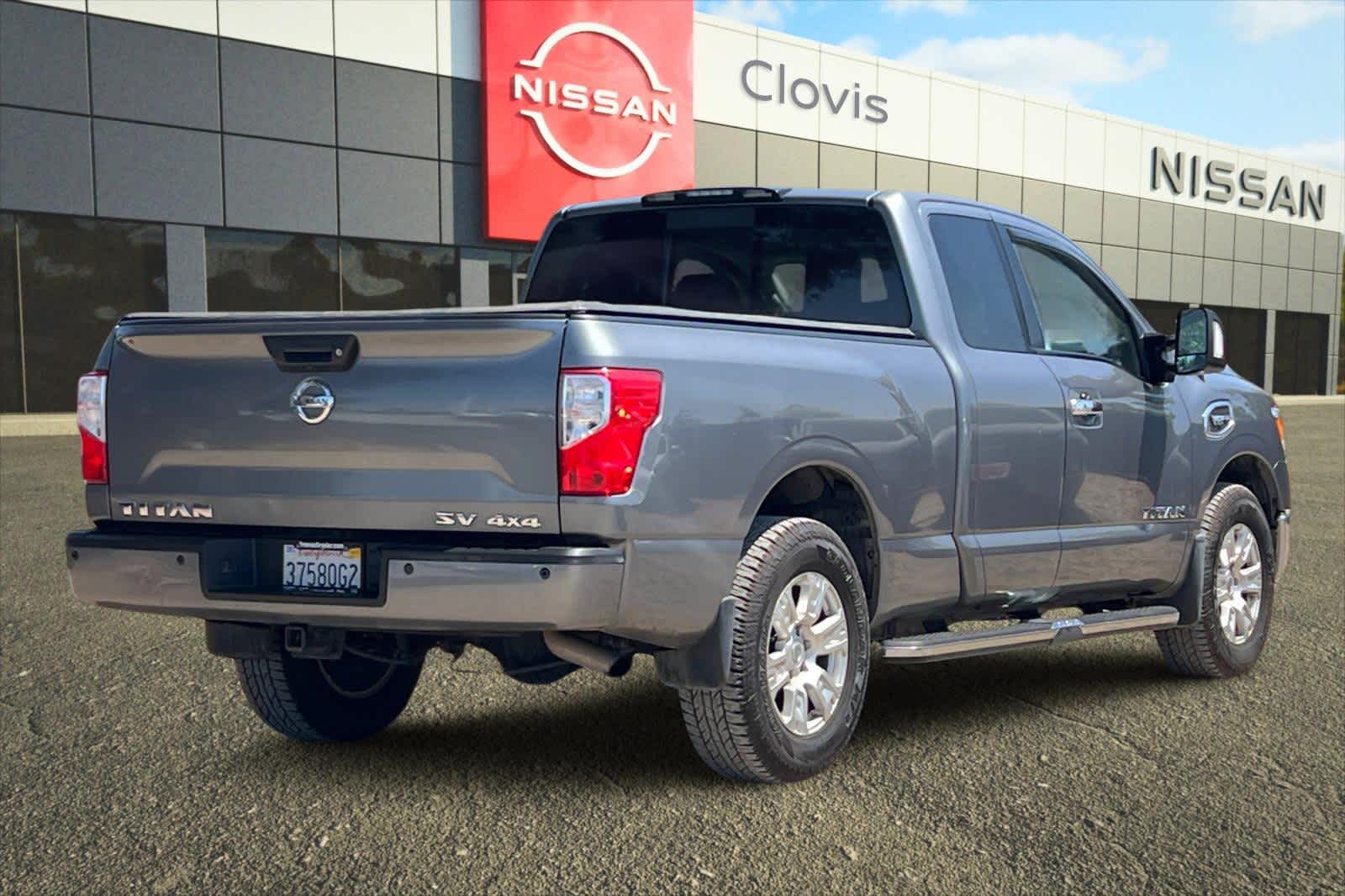 Thumbnail: 2017 Nissan Titan - 3