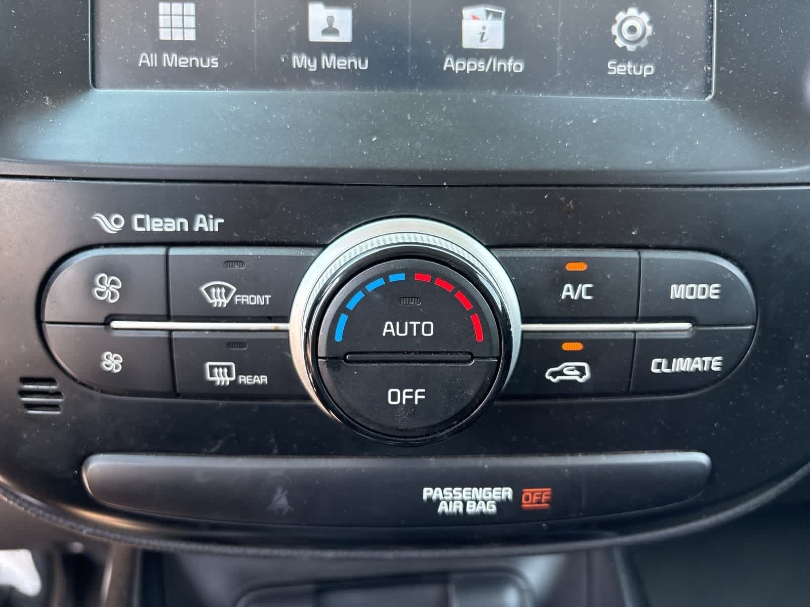 Thumbnail: 2018 Kia Soul - 18