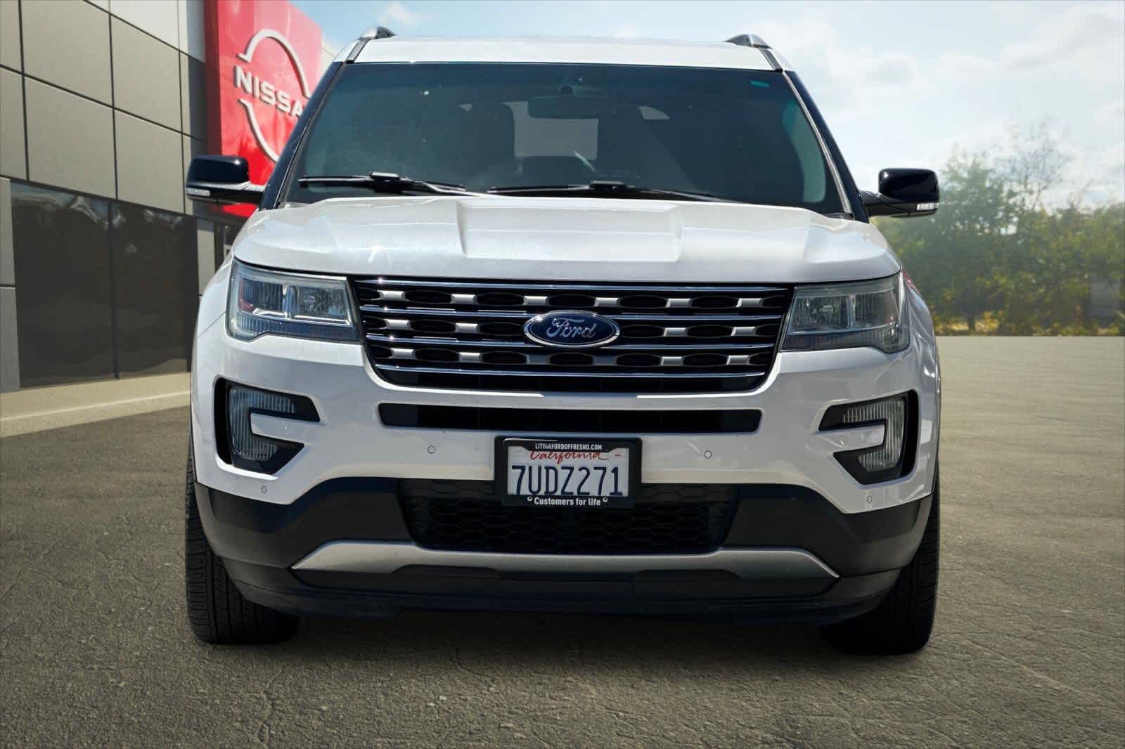 Thumbnail: 2016 Ford Explorer - 11