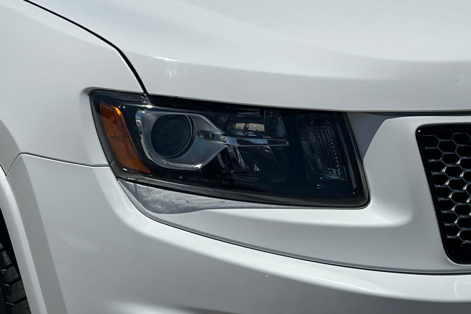 Thumbnail: 2015 Jeep Grand Cherokee - 34
