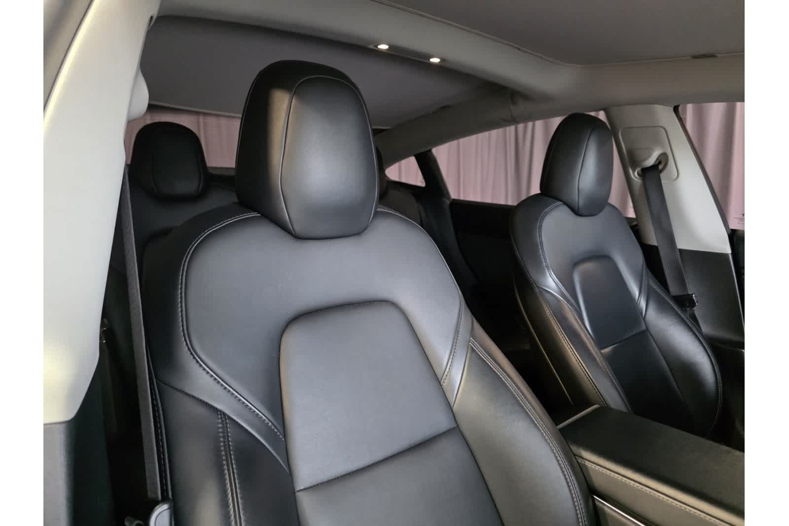 Thumbnail: 2020 Tesla Model 3 - 15