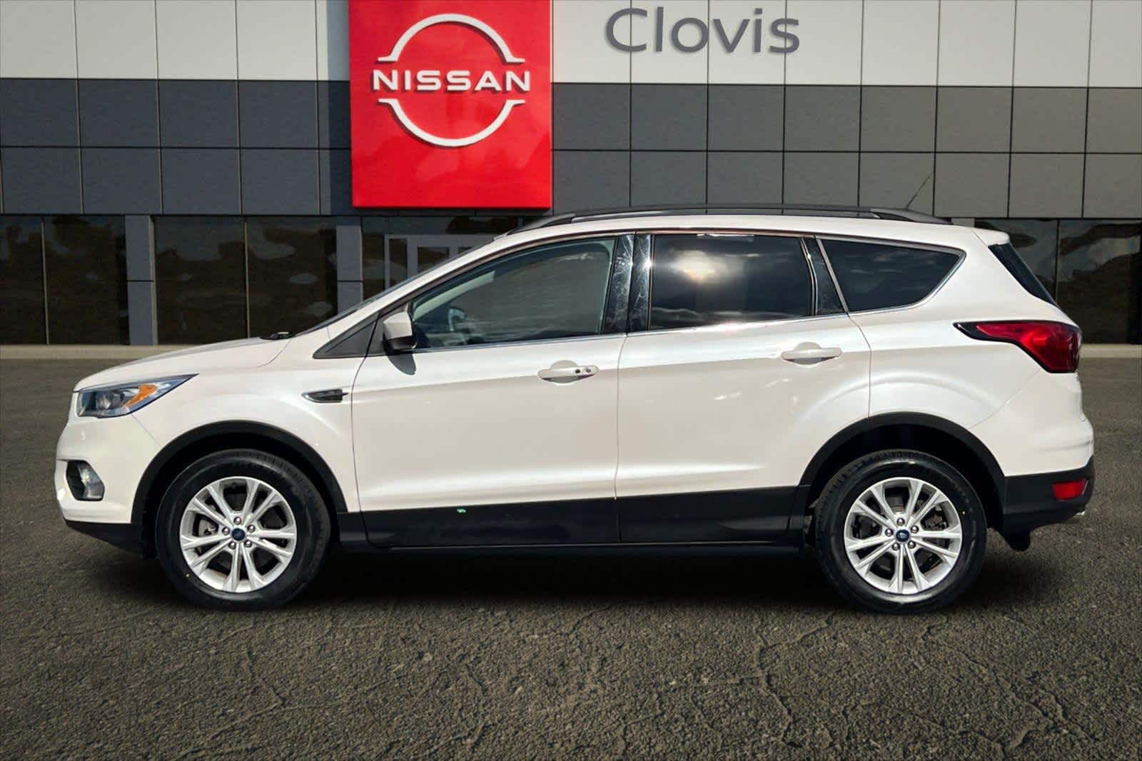 Thumbnail: 2019 Ford Escape - 6