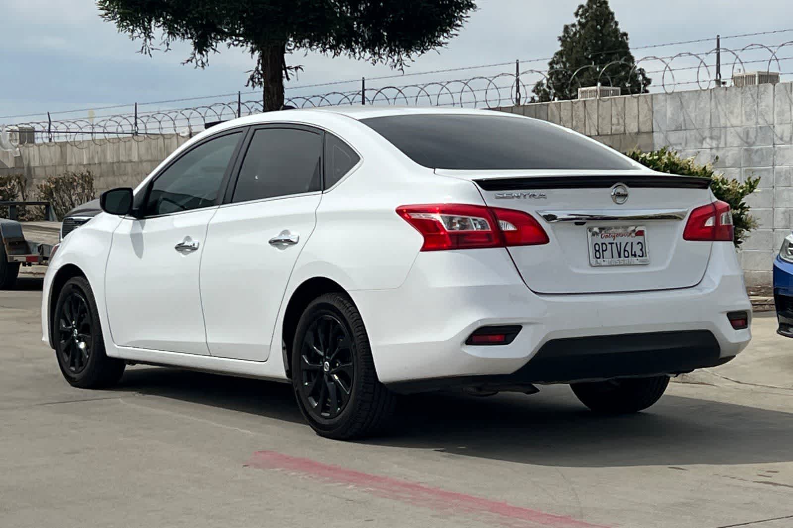 Thumbnail: 2018 Nissan Sentra - 7